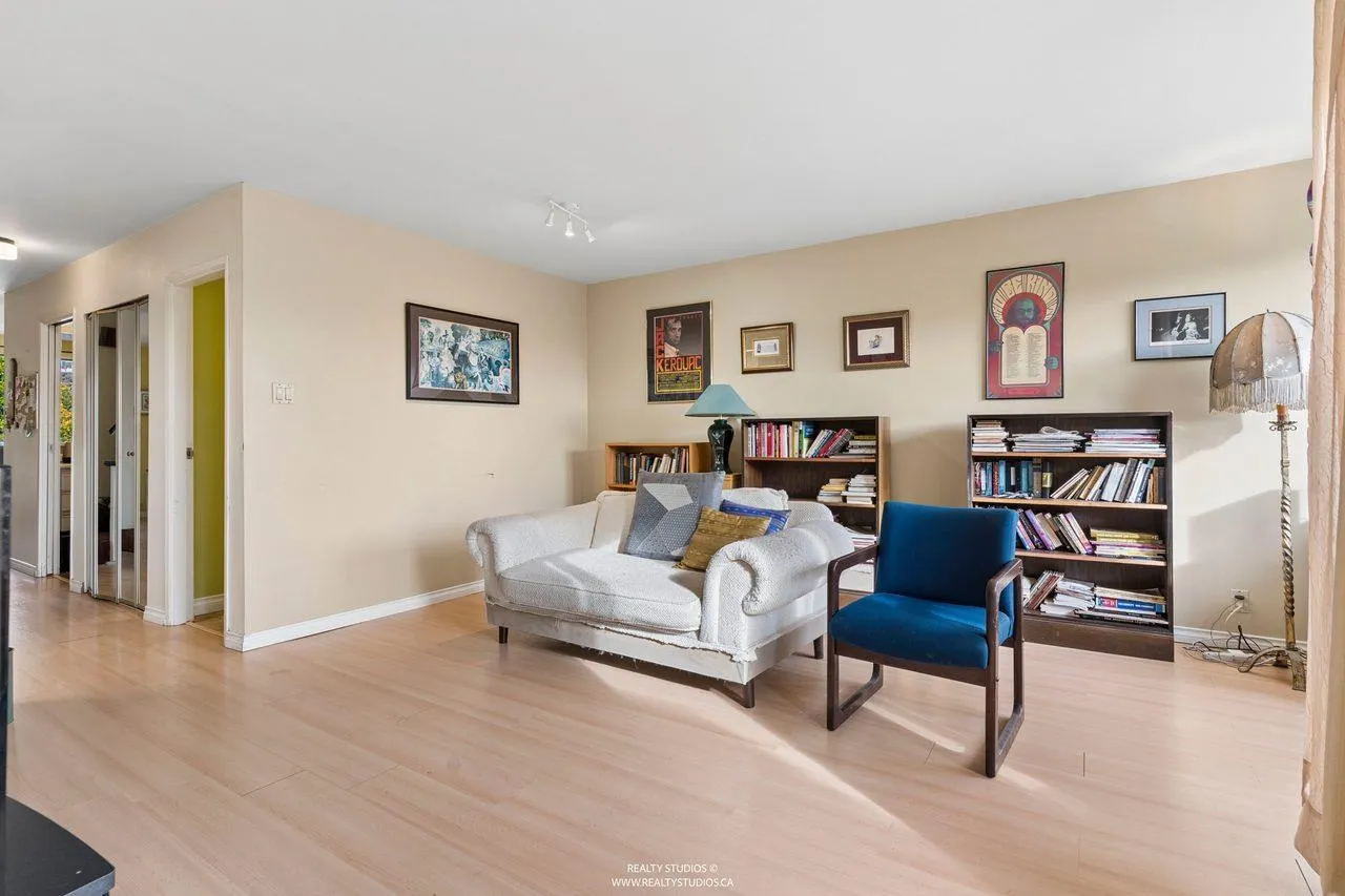 1459 Clyde Avenue