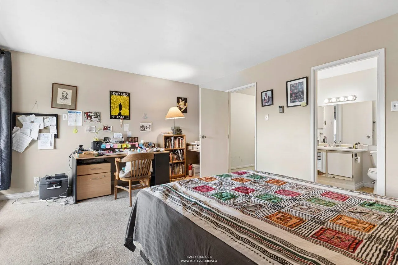 1459 Clyde Avenue