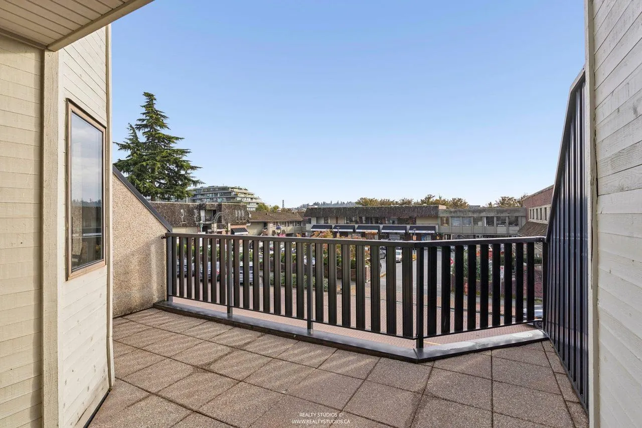 1459 Clyde Avenue