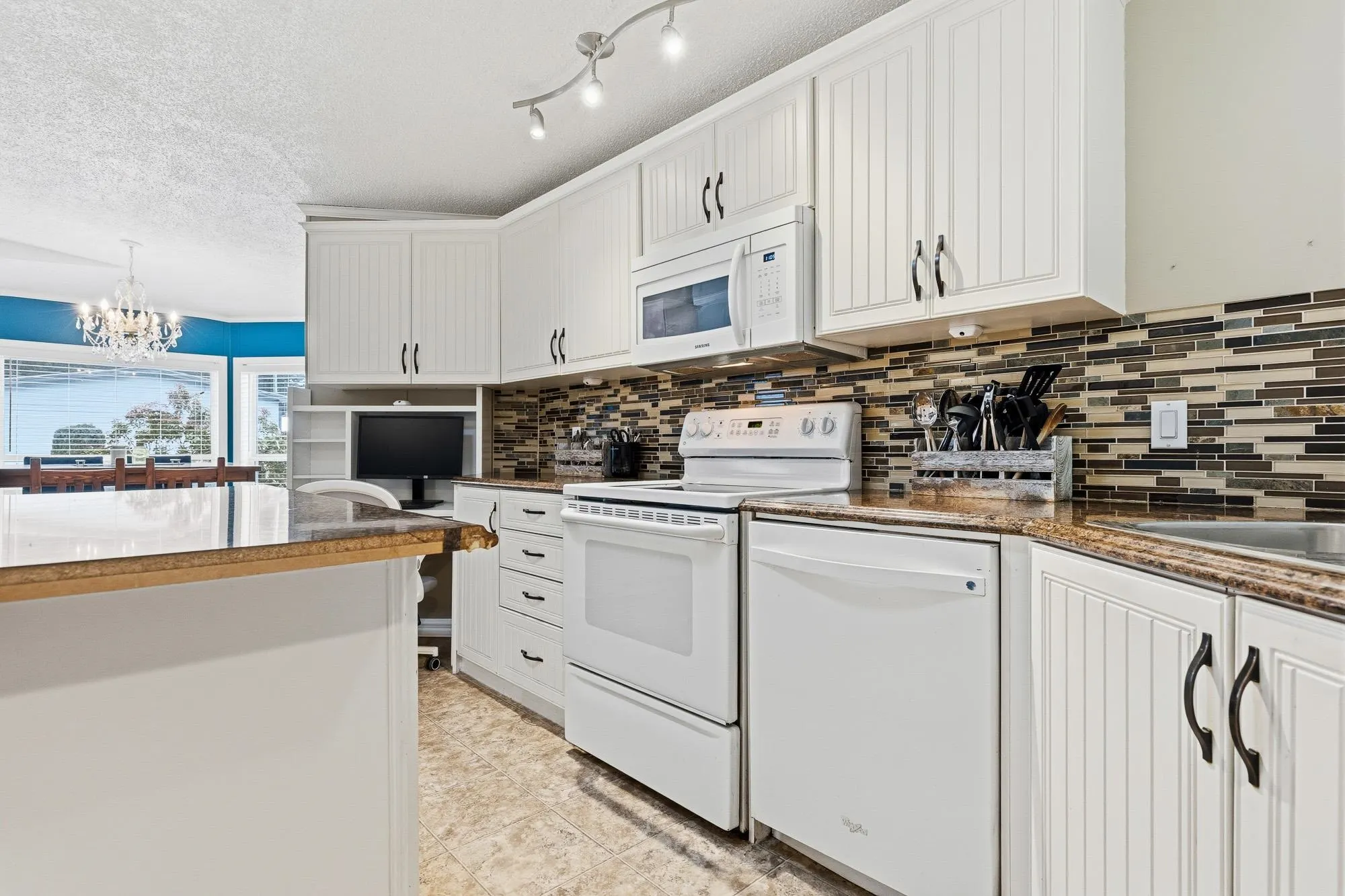 44565 Monte Vista Drive #11