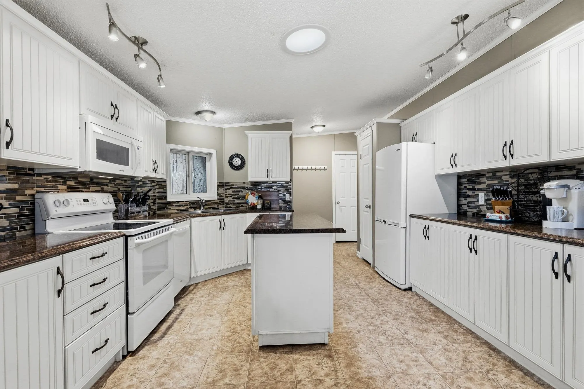 44565 Monte Vista Drive #11