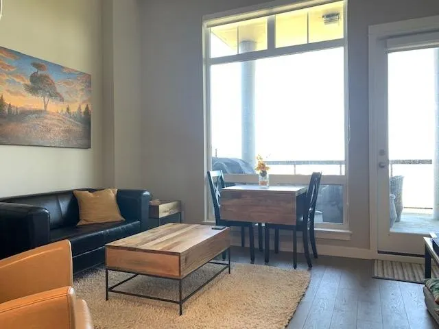 5011 Springs Boulevard ##607
