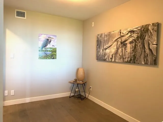 5011 Springs Boulevard ##607