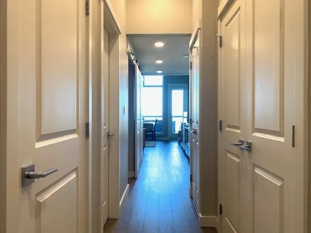 5011 Springs Boulevard ##607