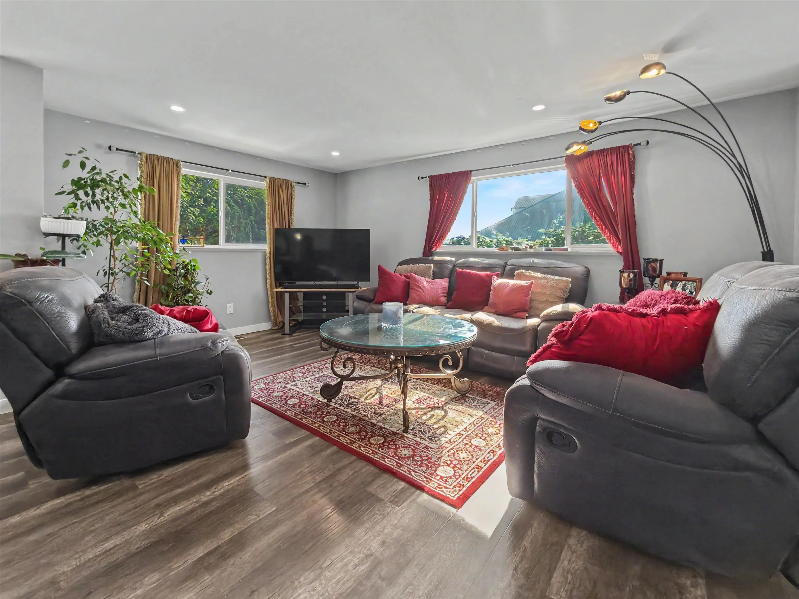 32151 Lougheed Highway #10