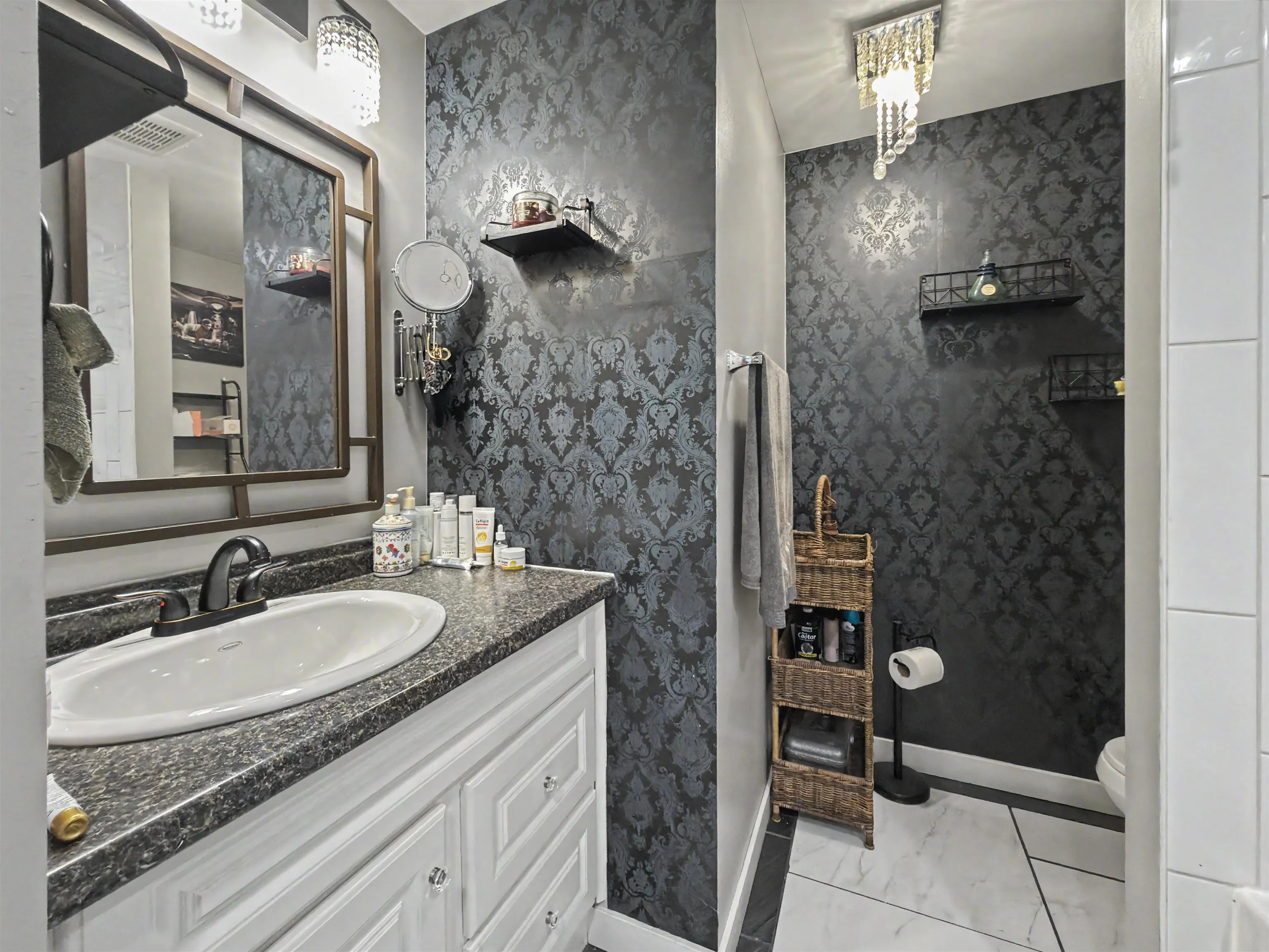 32151 Lougheed Highway #10