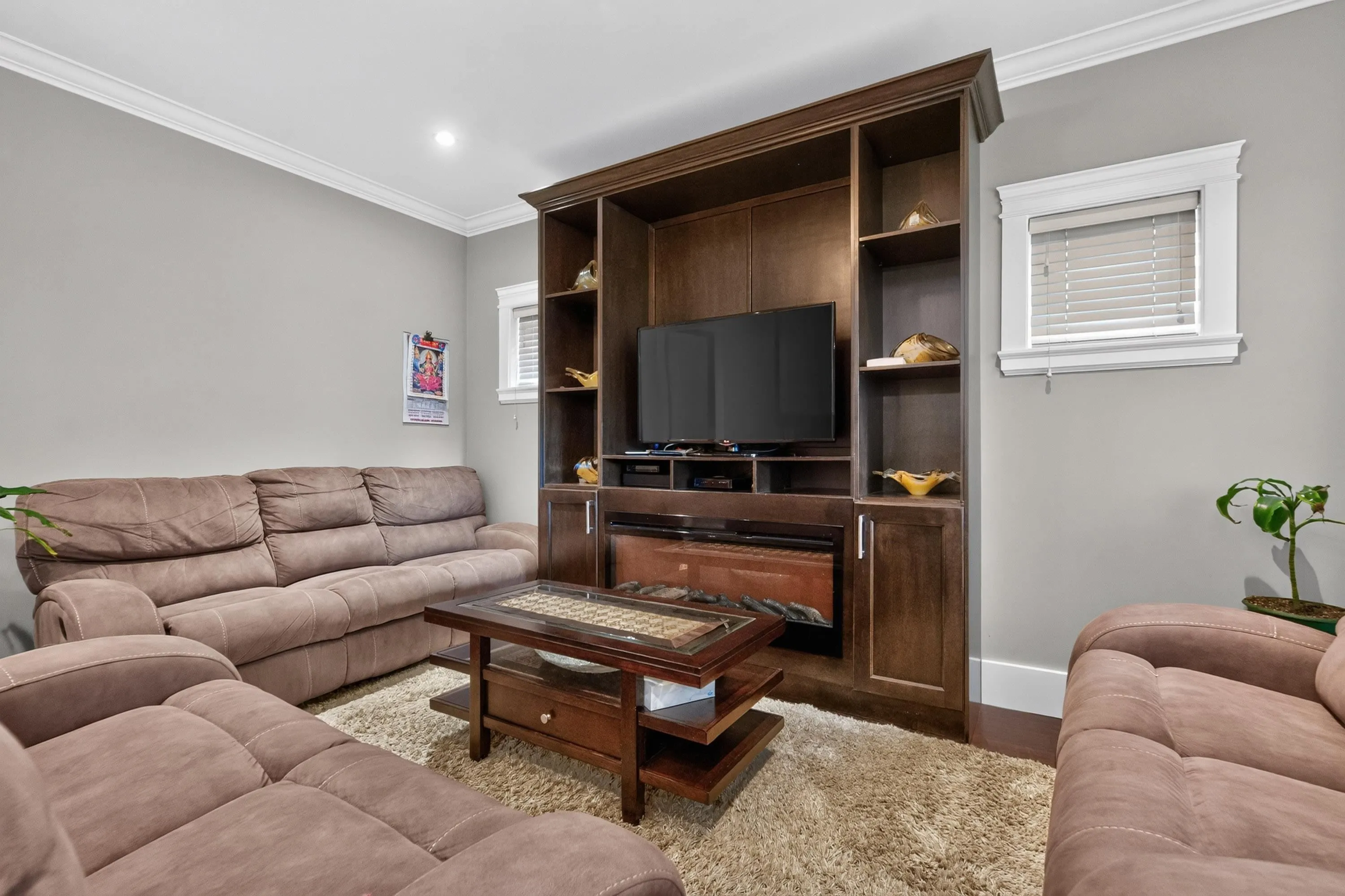 11098 Beverly Drive