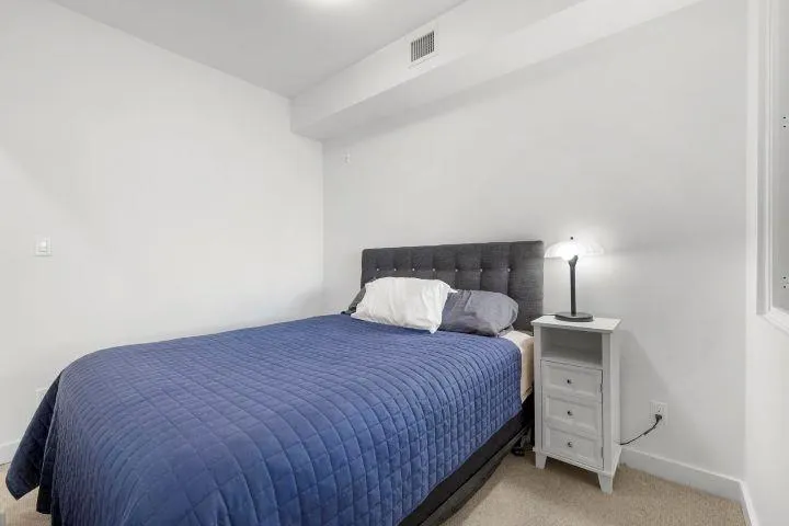 5011 Springs Boulevard ##307