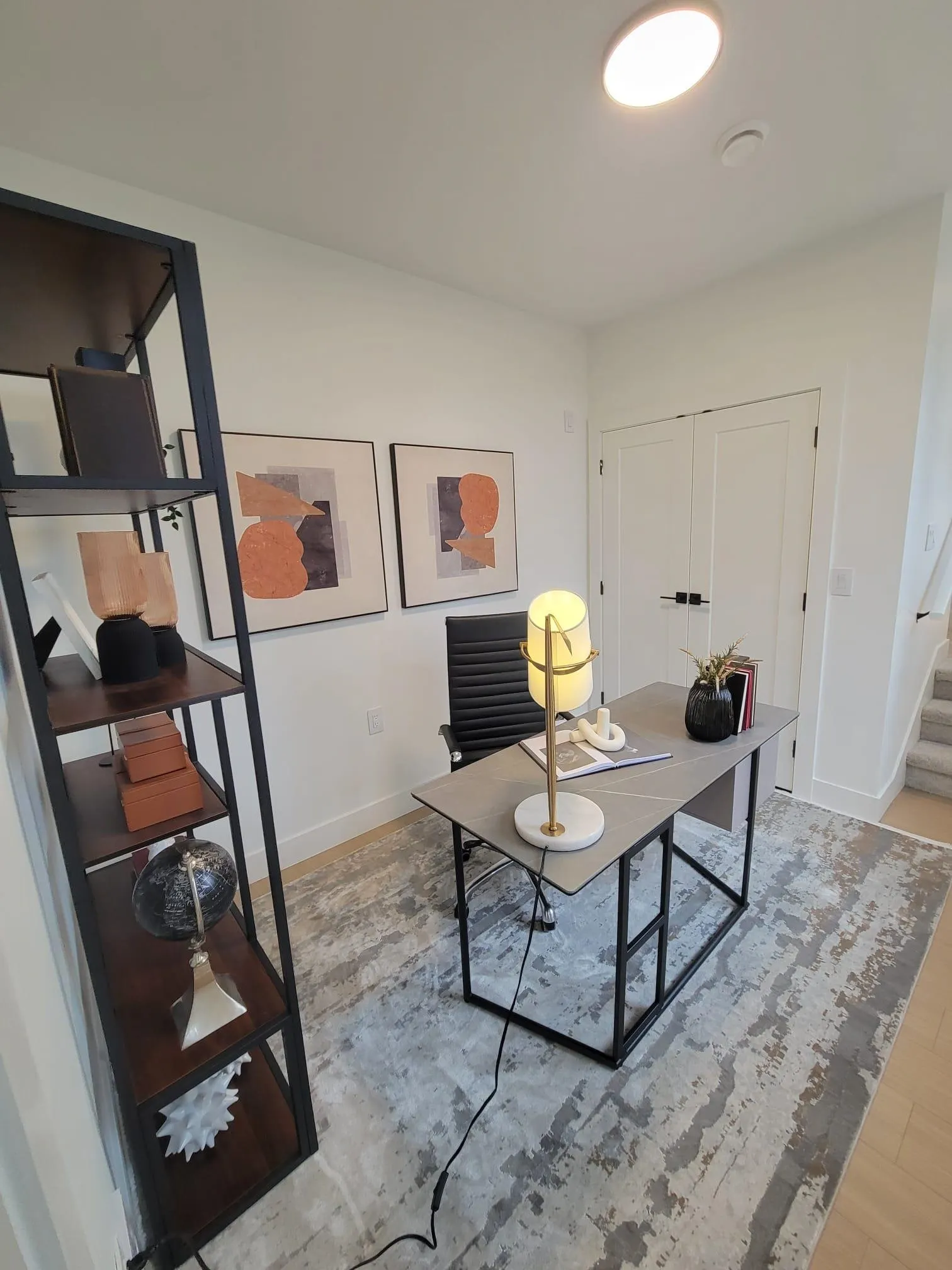 1641 King Crescent #9