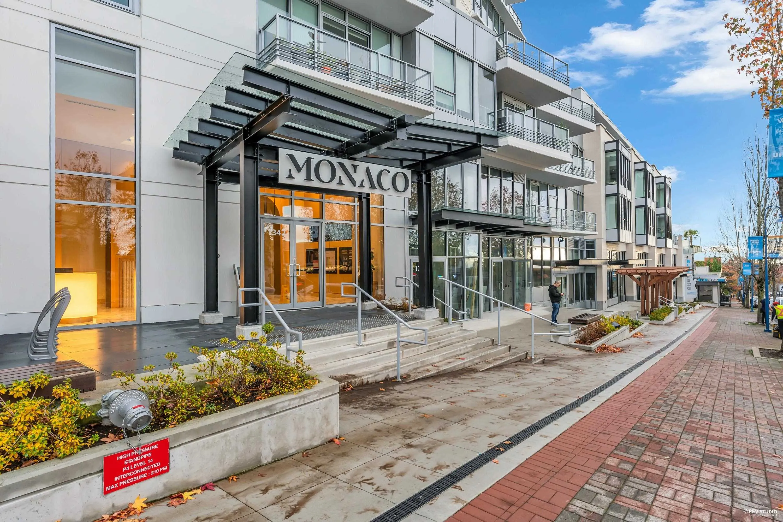 1342 Johnston Road #211