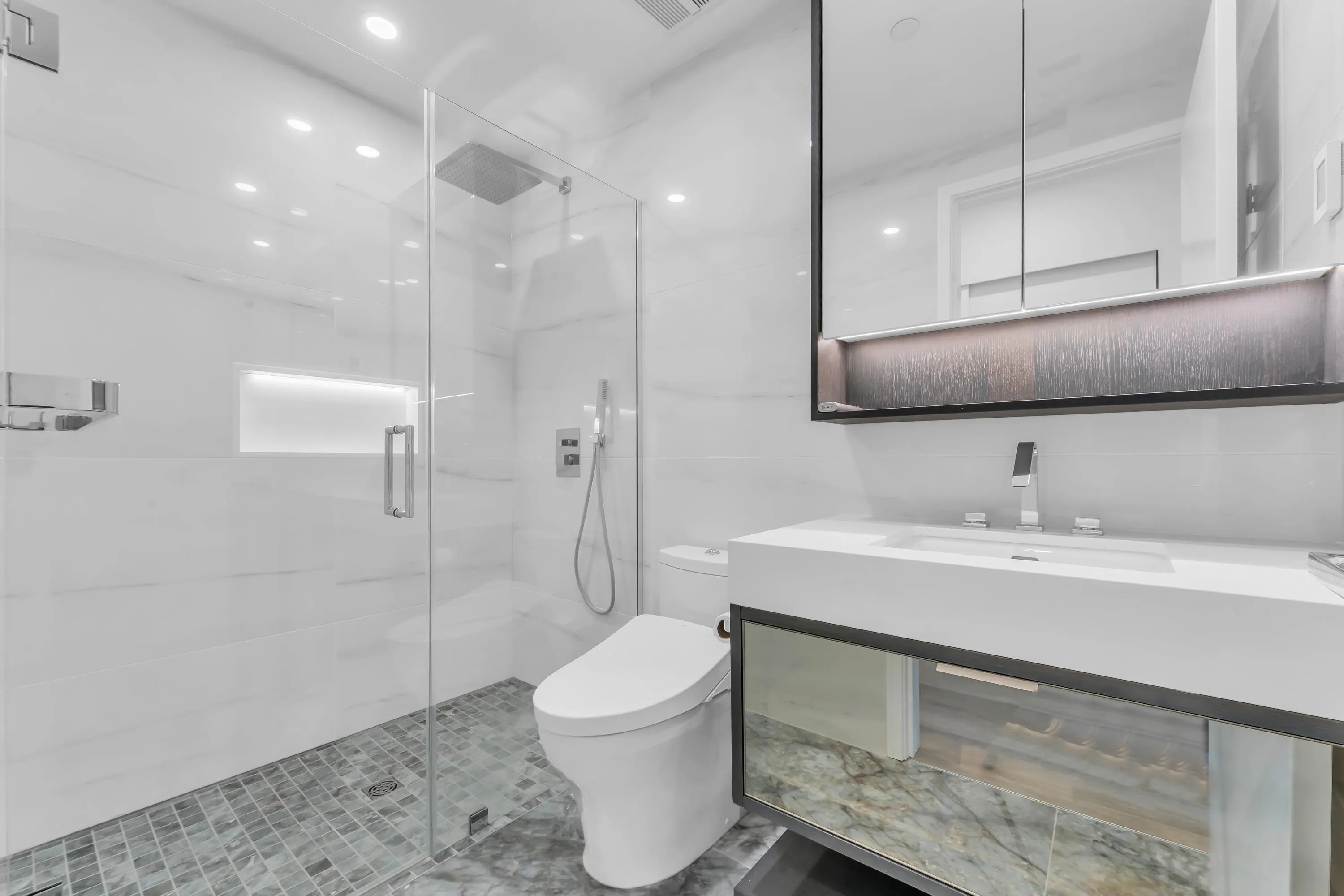 1342 Johnston Road #211