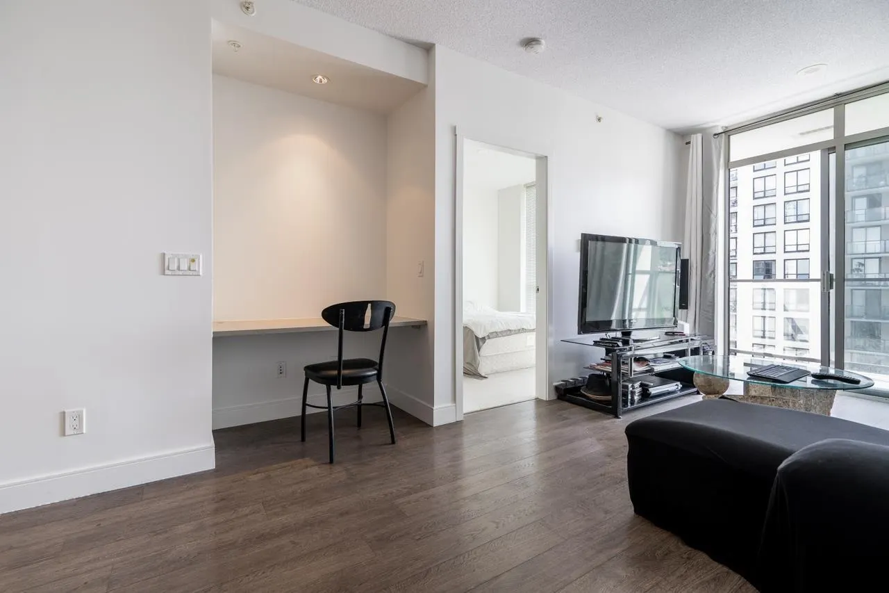 3007 Glen Dr #21XX