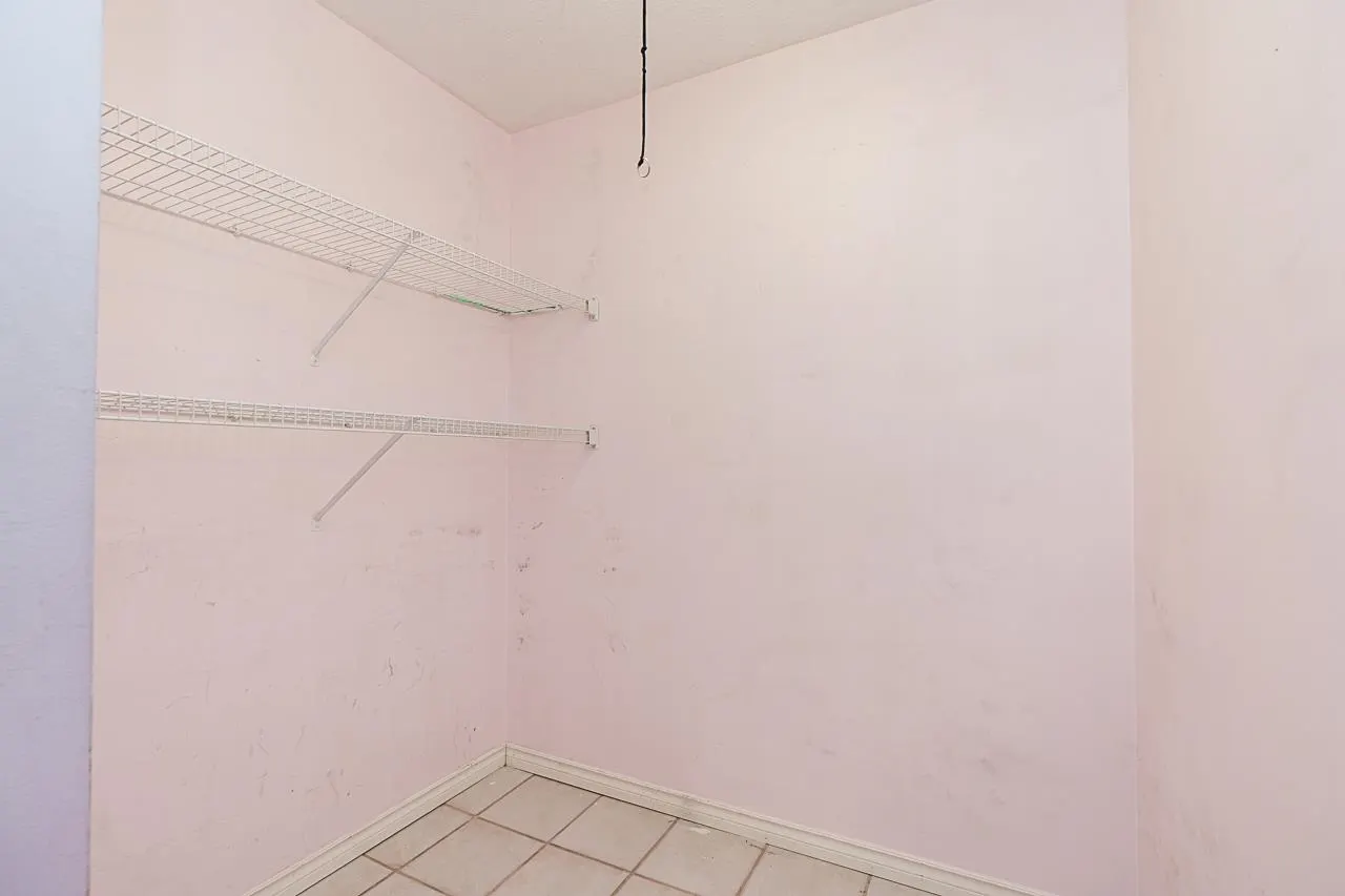13775 74 Avenue #204