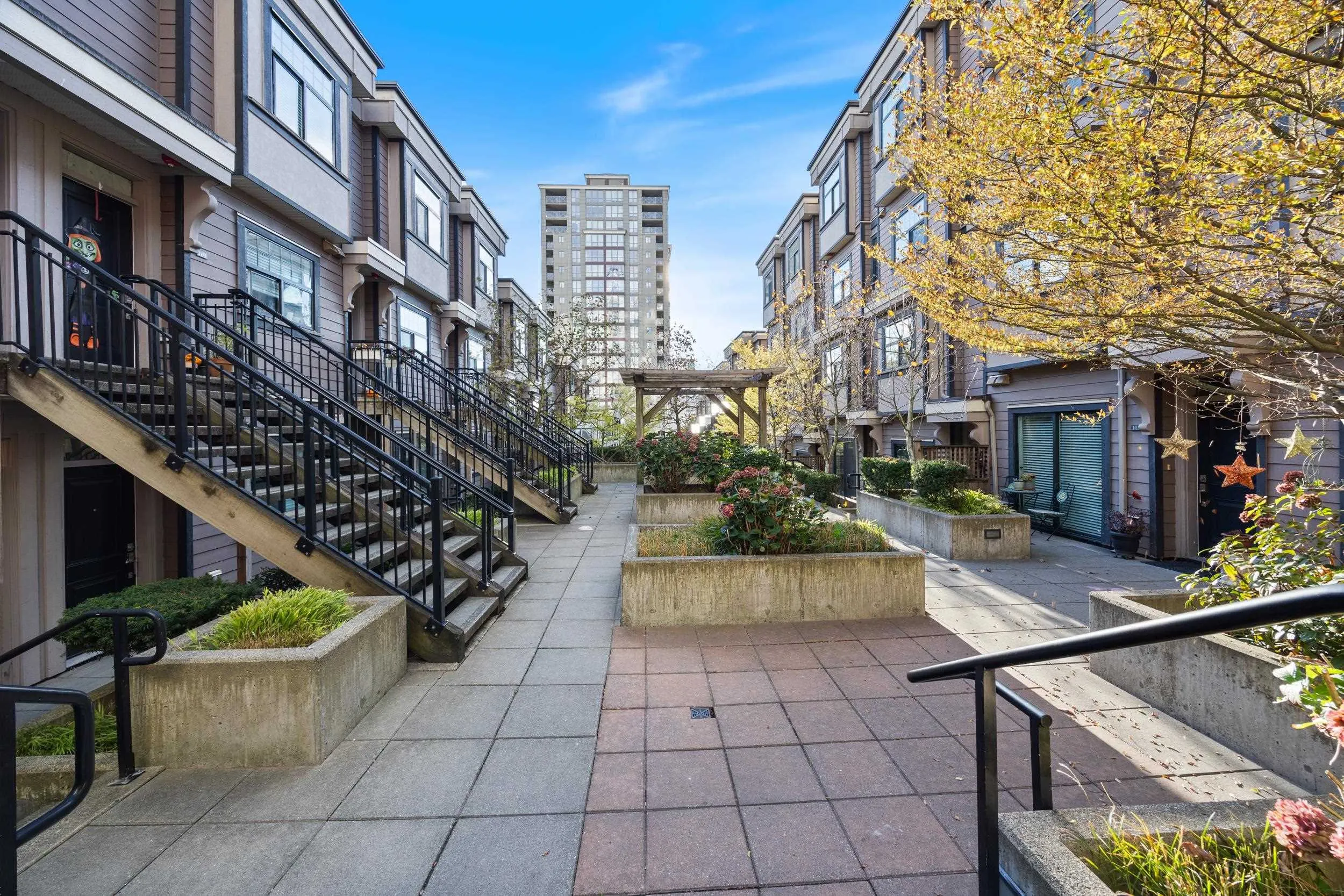 828 Royal Avenue #204