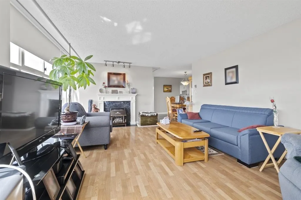 11920 80 Avenue #1501
