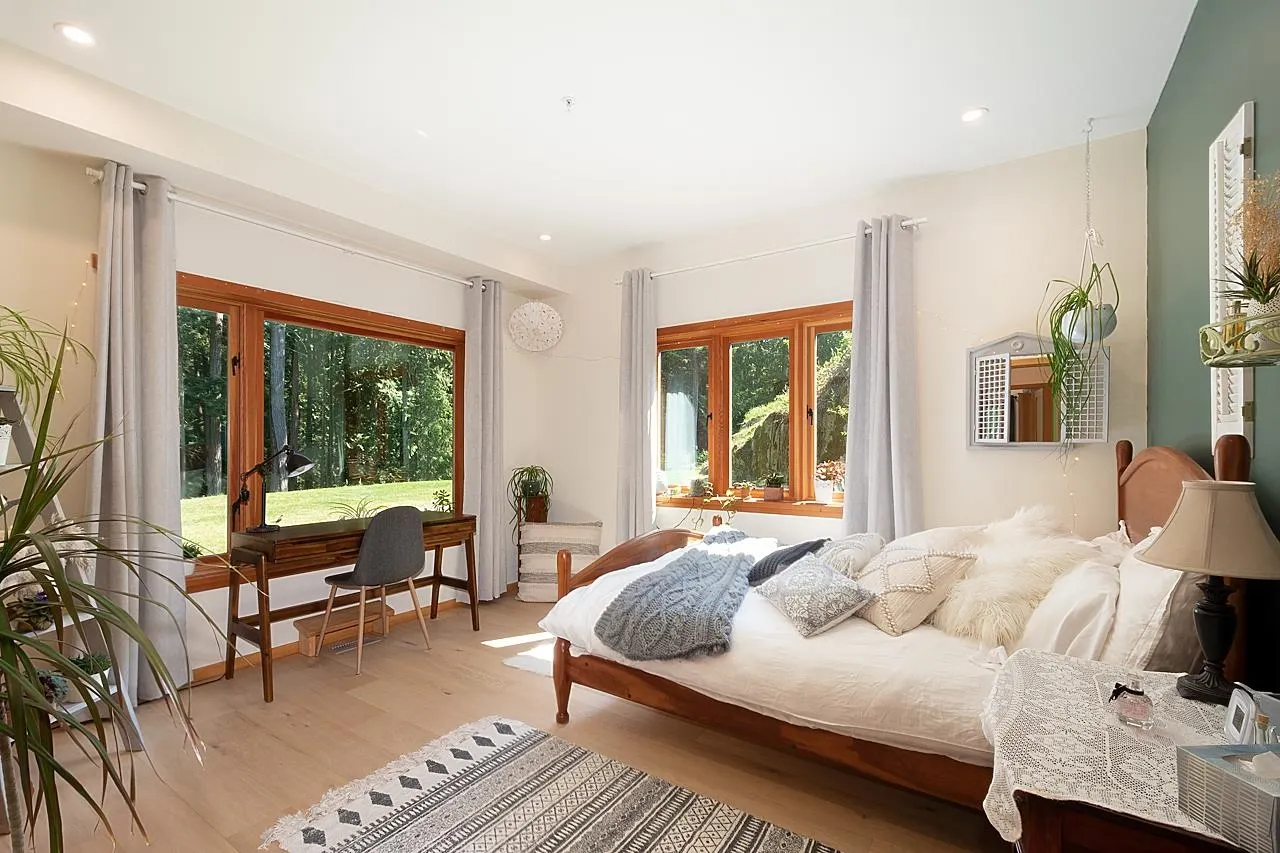 1655 Evergreen Lane