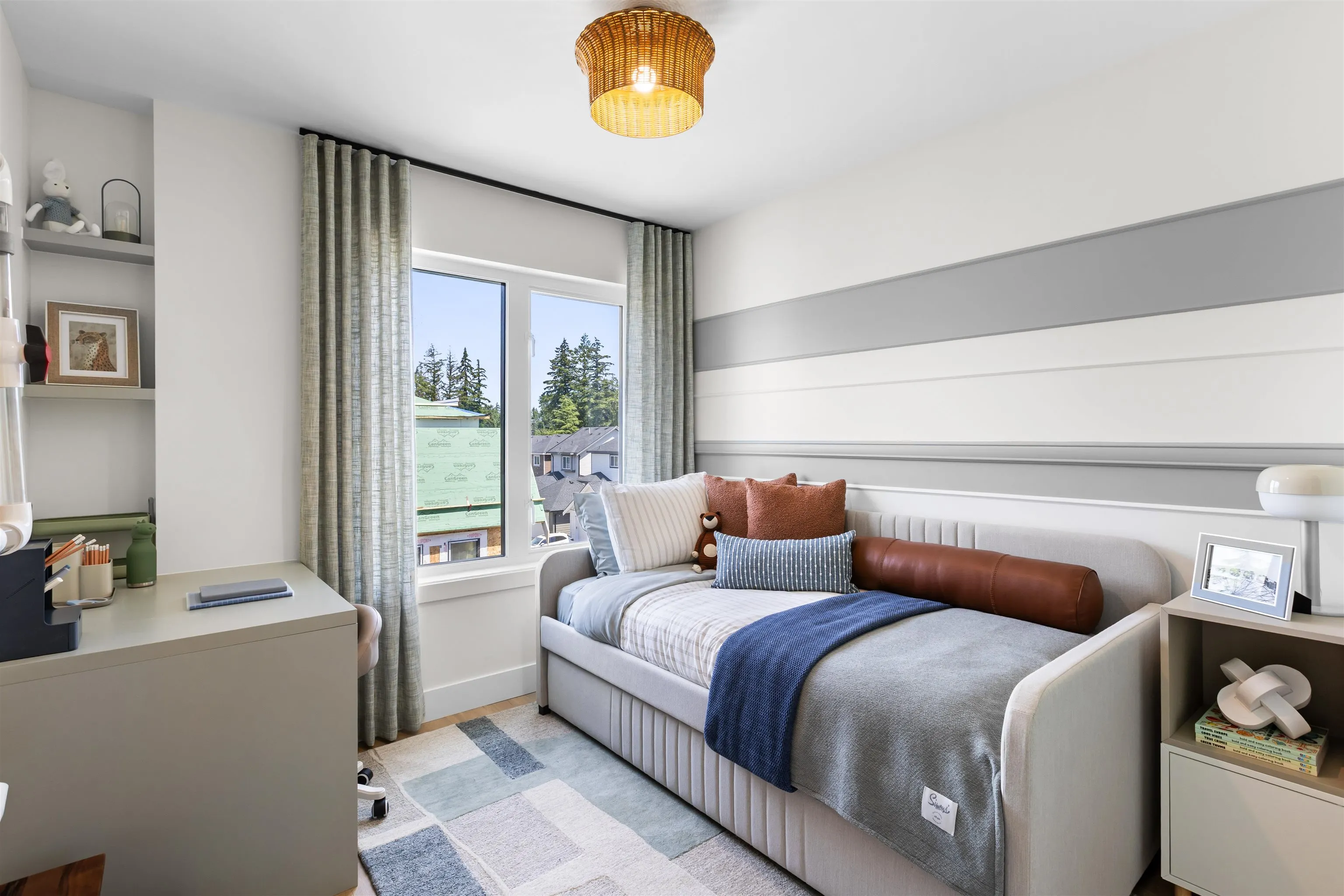 16765 25 Avenue #7