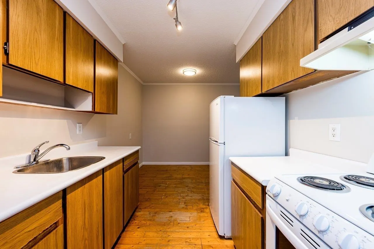 1442 Blackwood Street #219
