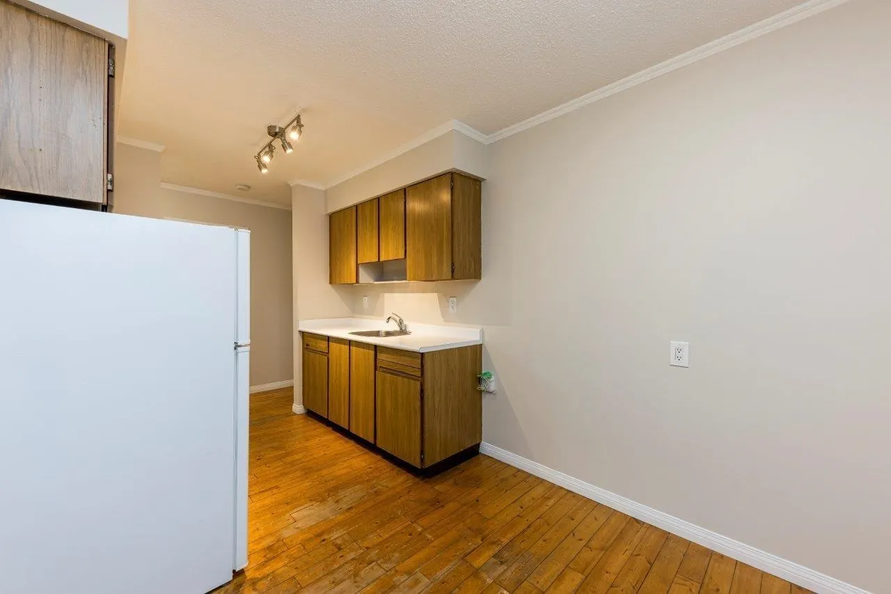 1442 Blackwood Street #219