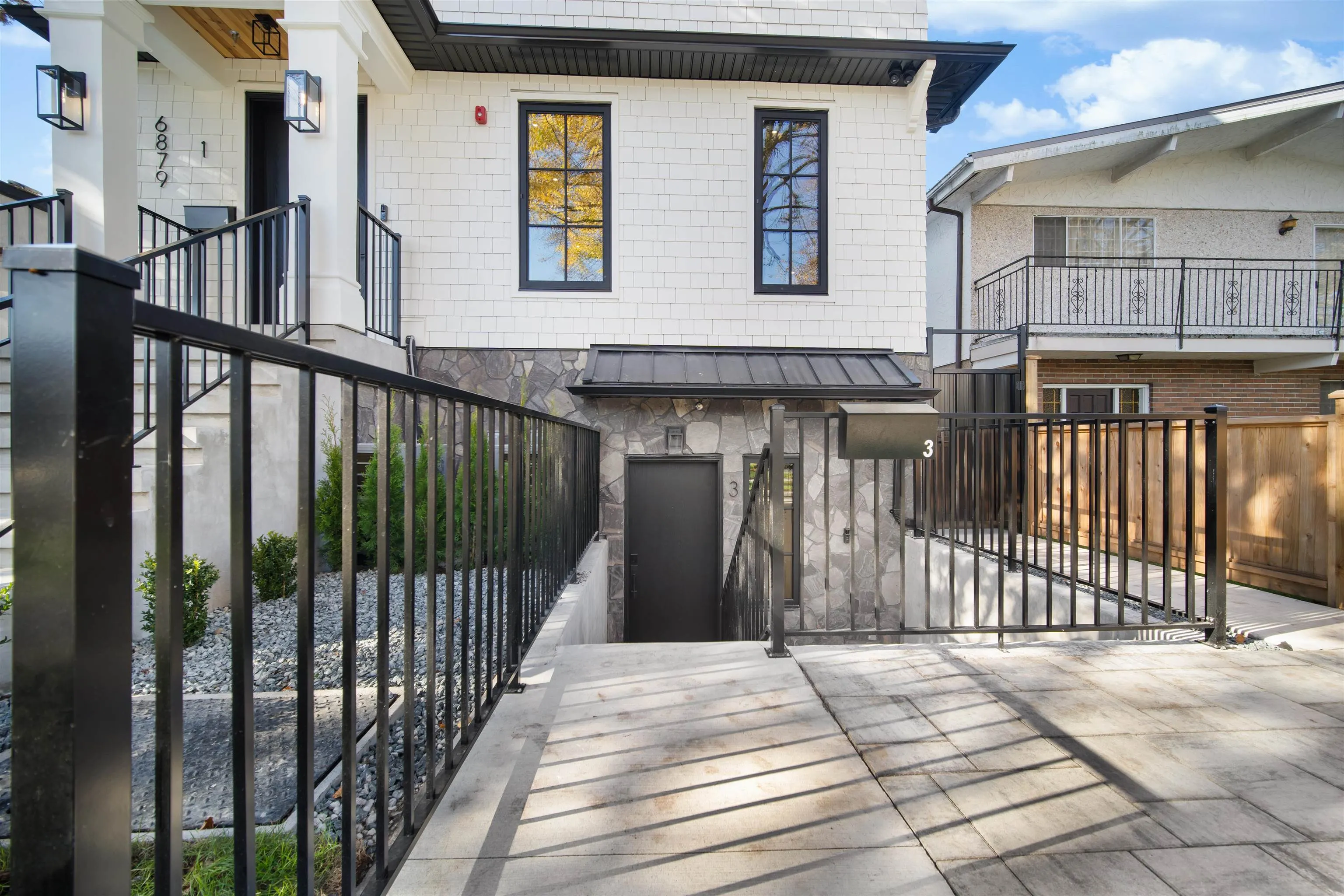 6879 Quebec Street #3