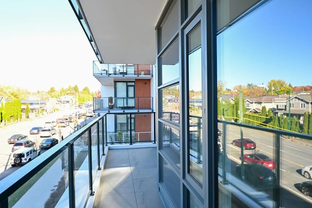 8486 Oak Street #306