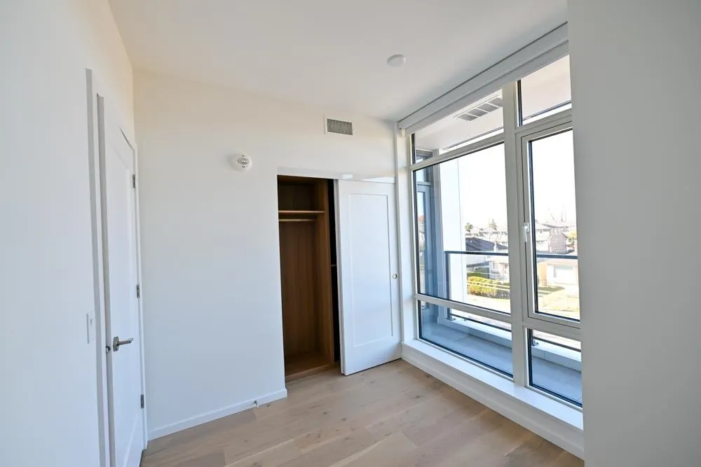 8486 Oak Street #306