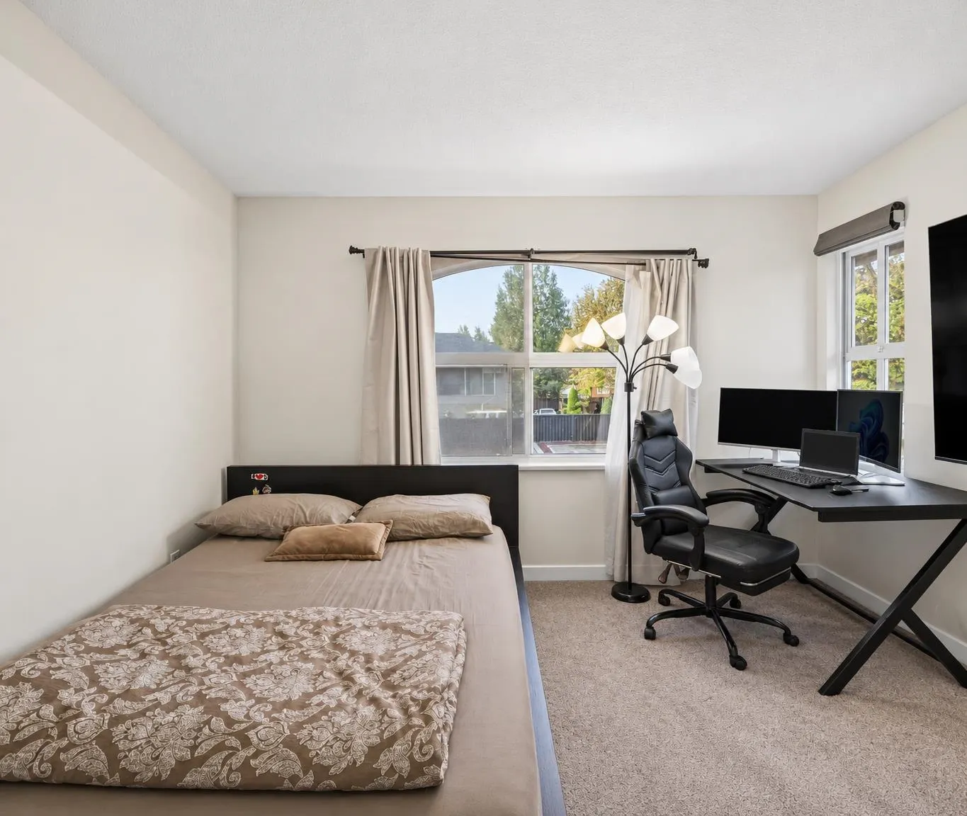8257 121a Street #18