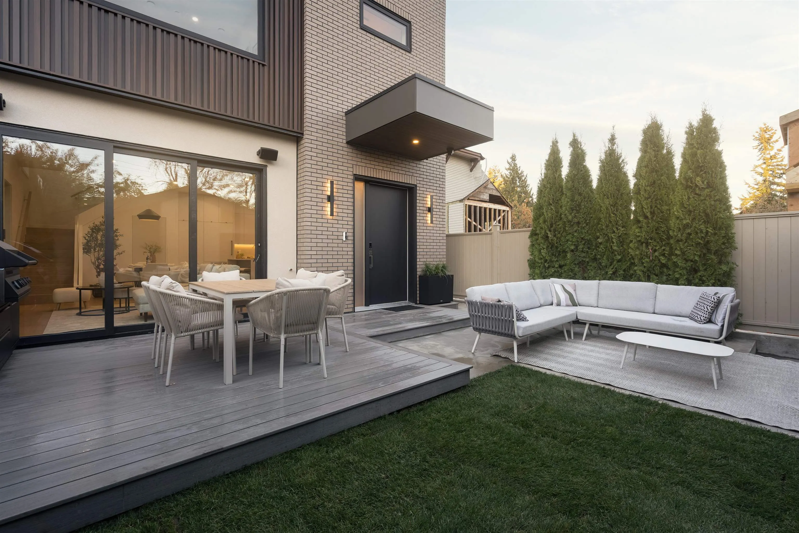 882 E 13 Avenue #2