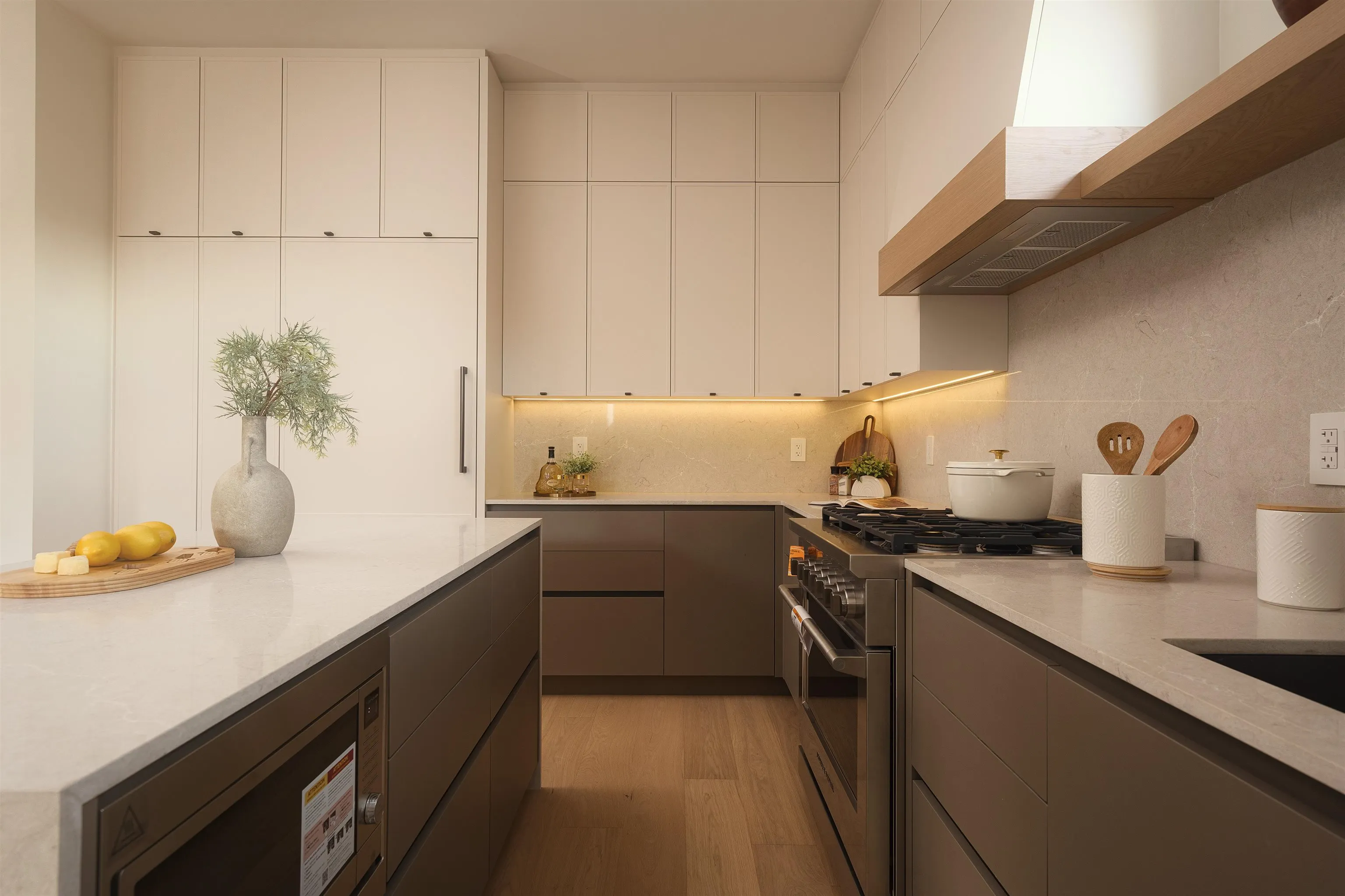 882 E 13 Avenue #2