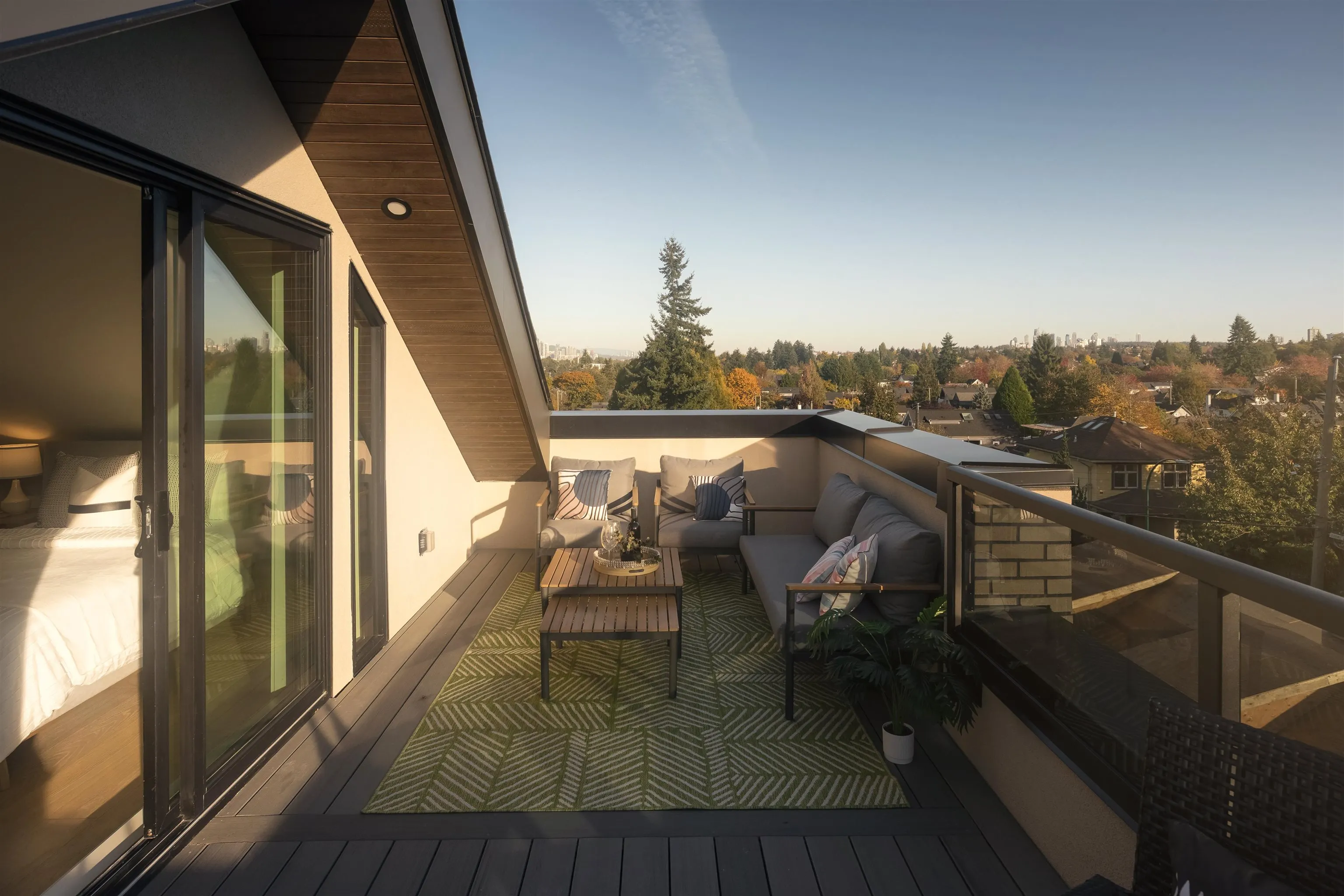 882 E 13 Avenue #2