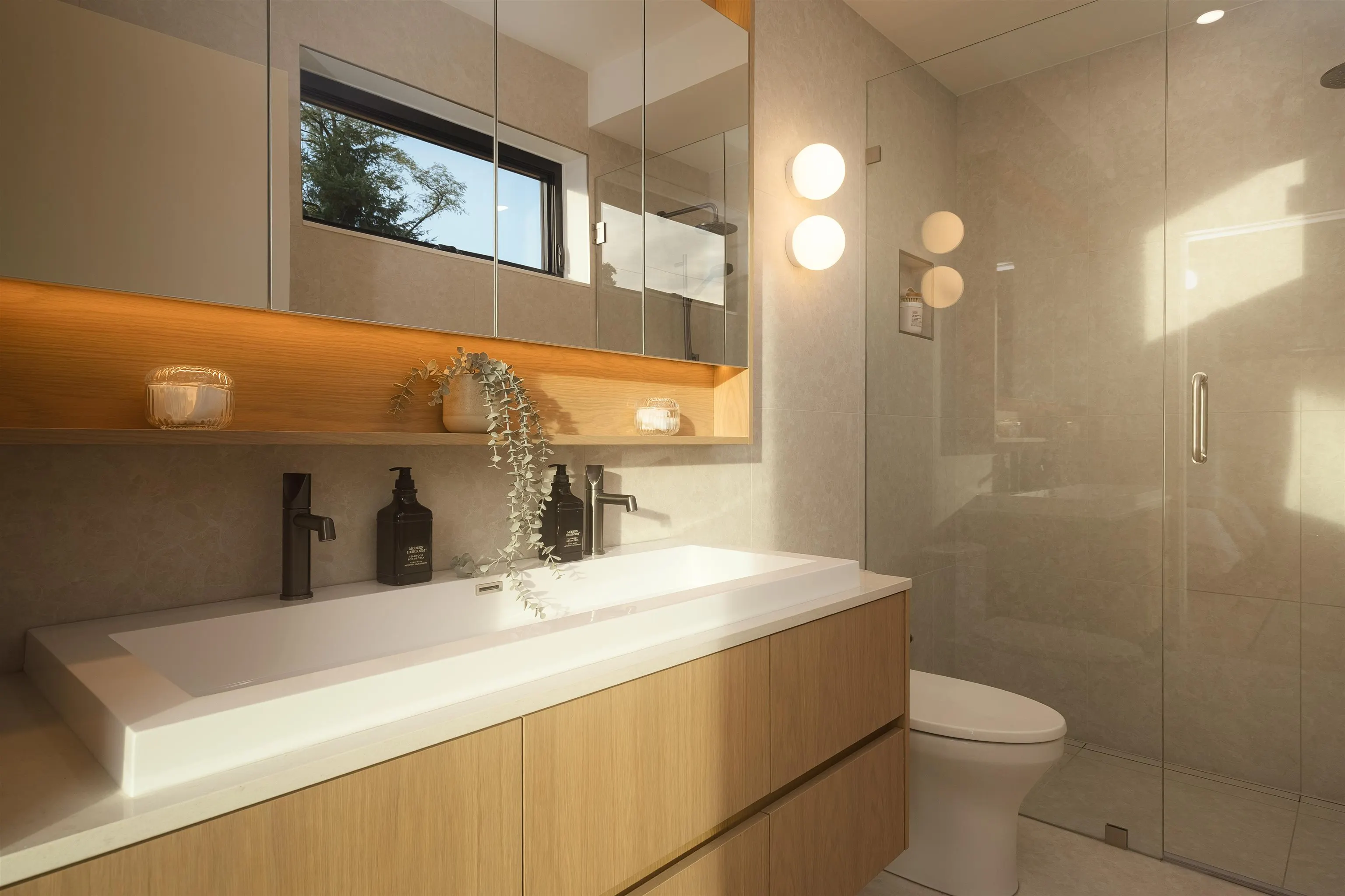 882 E 13 Avenue #2