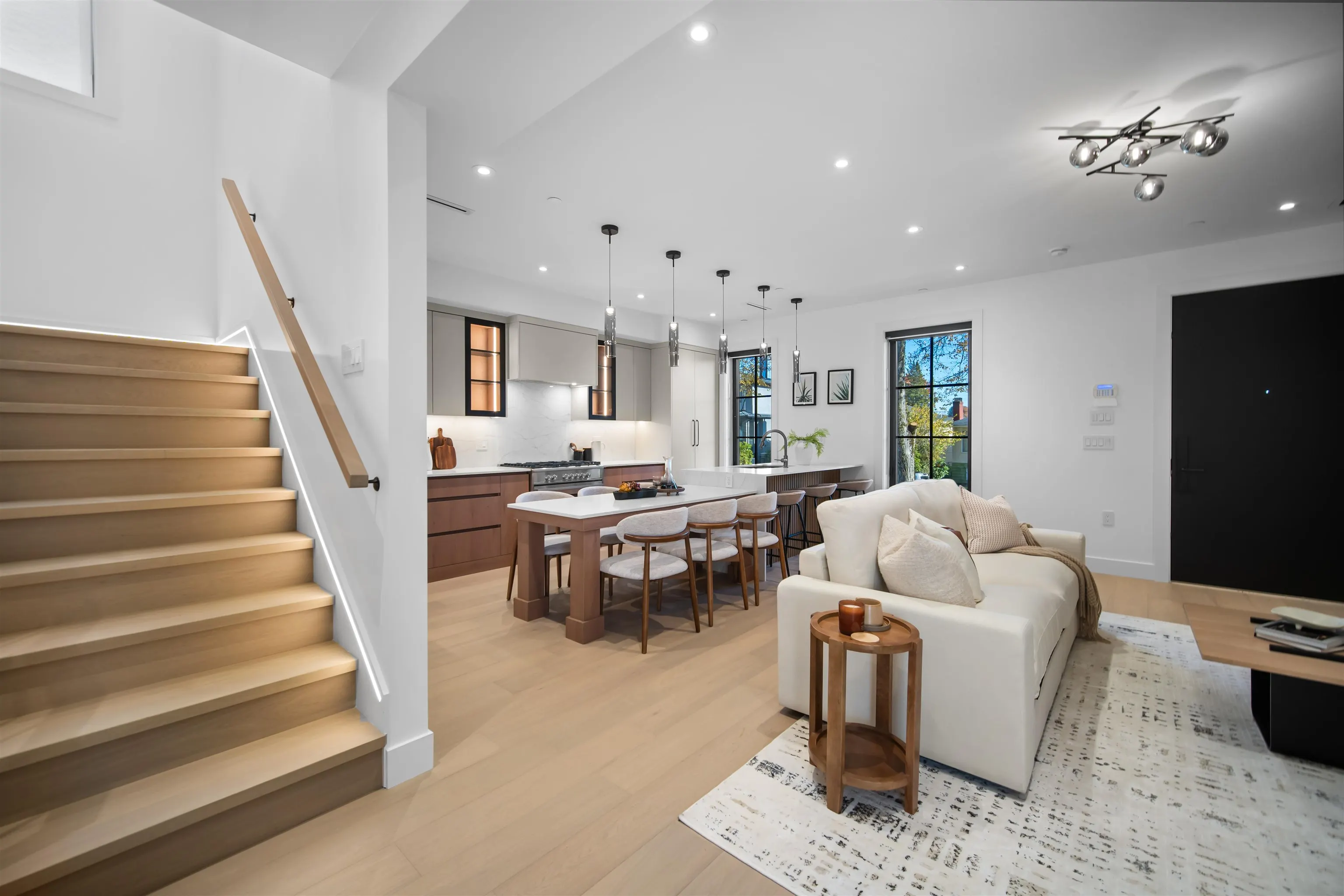 6879 Quebec Street #1