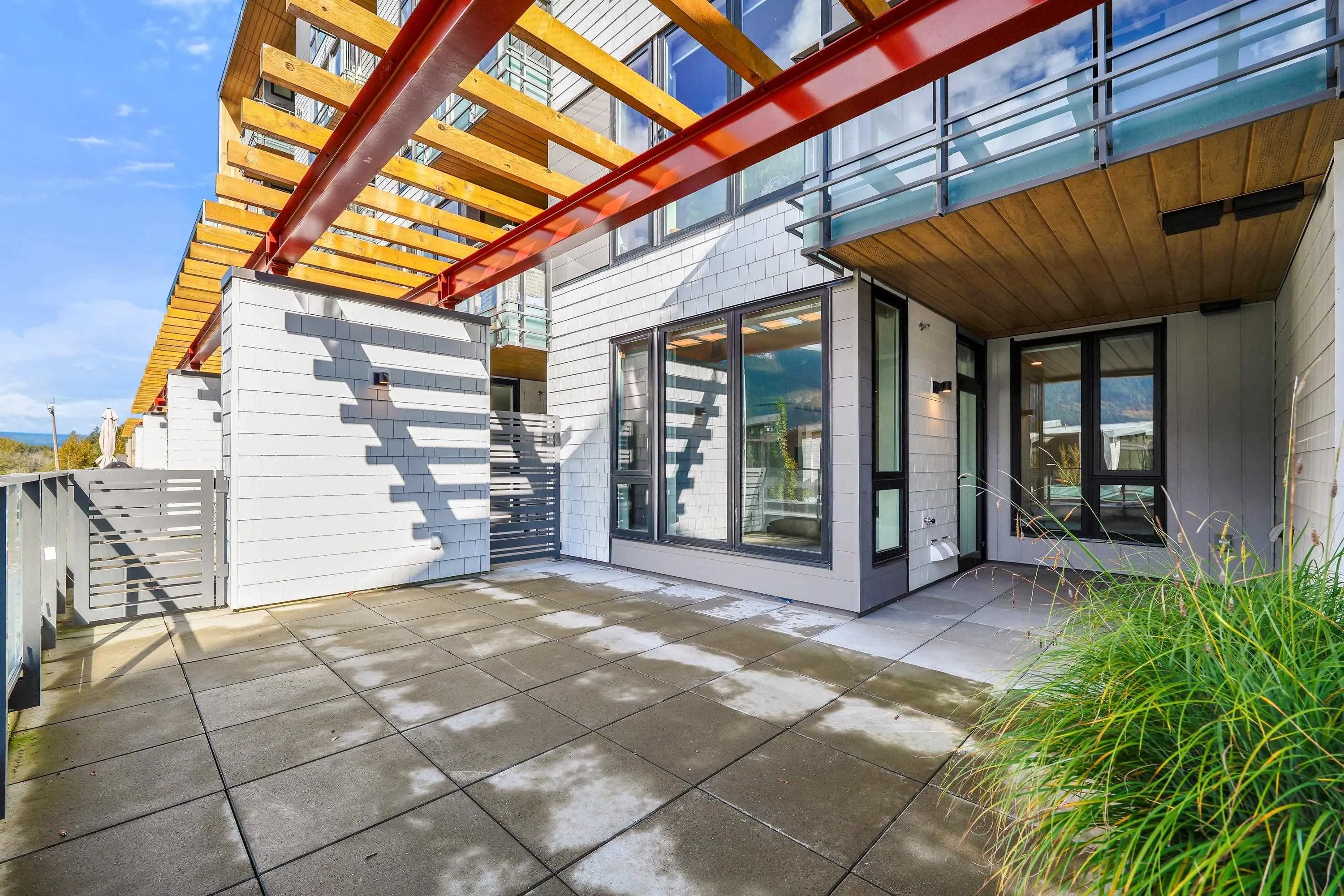 1506 Scott Crescent #205