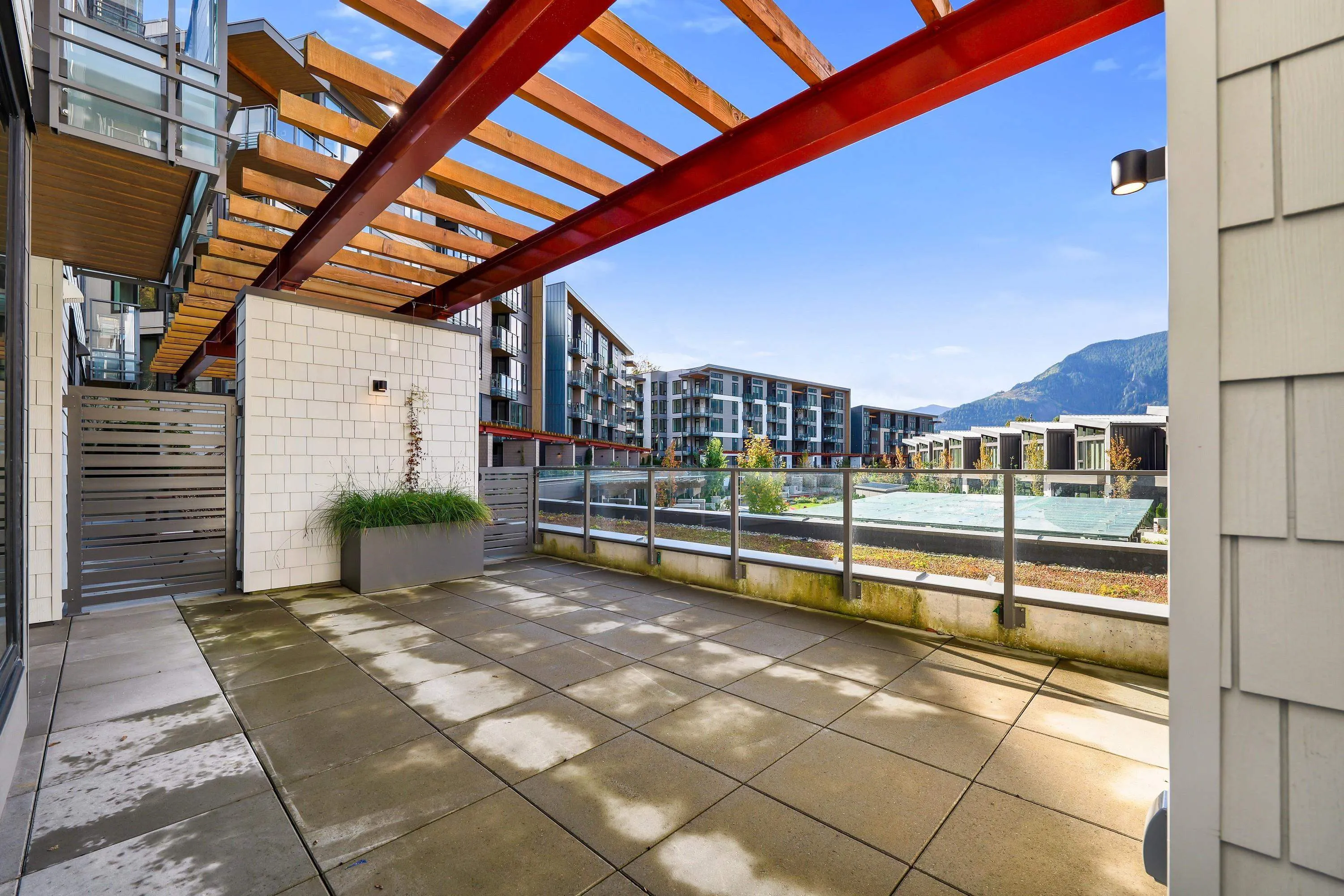 1506 Scott Crescent #205