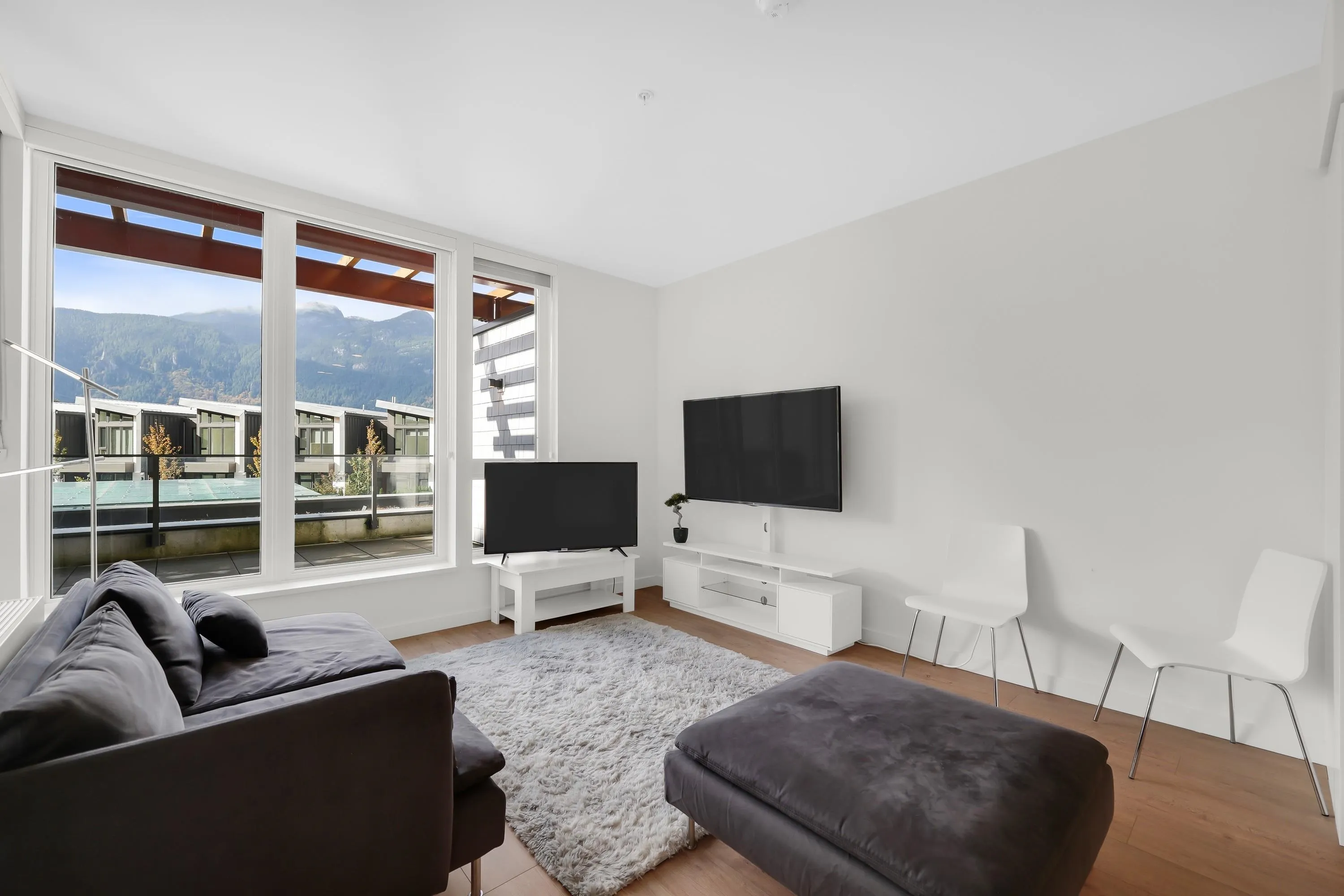 1506 Scott Crescent #205