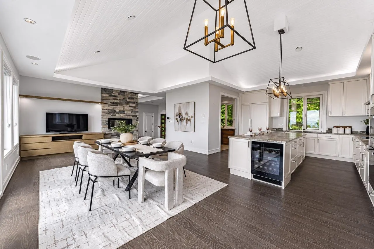 4816 Skyline Drive