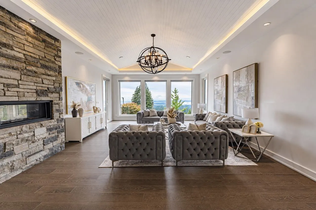 4816 Skyline Drive