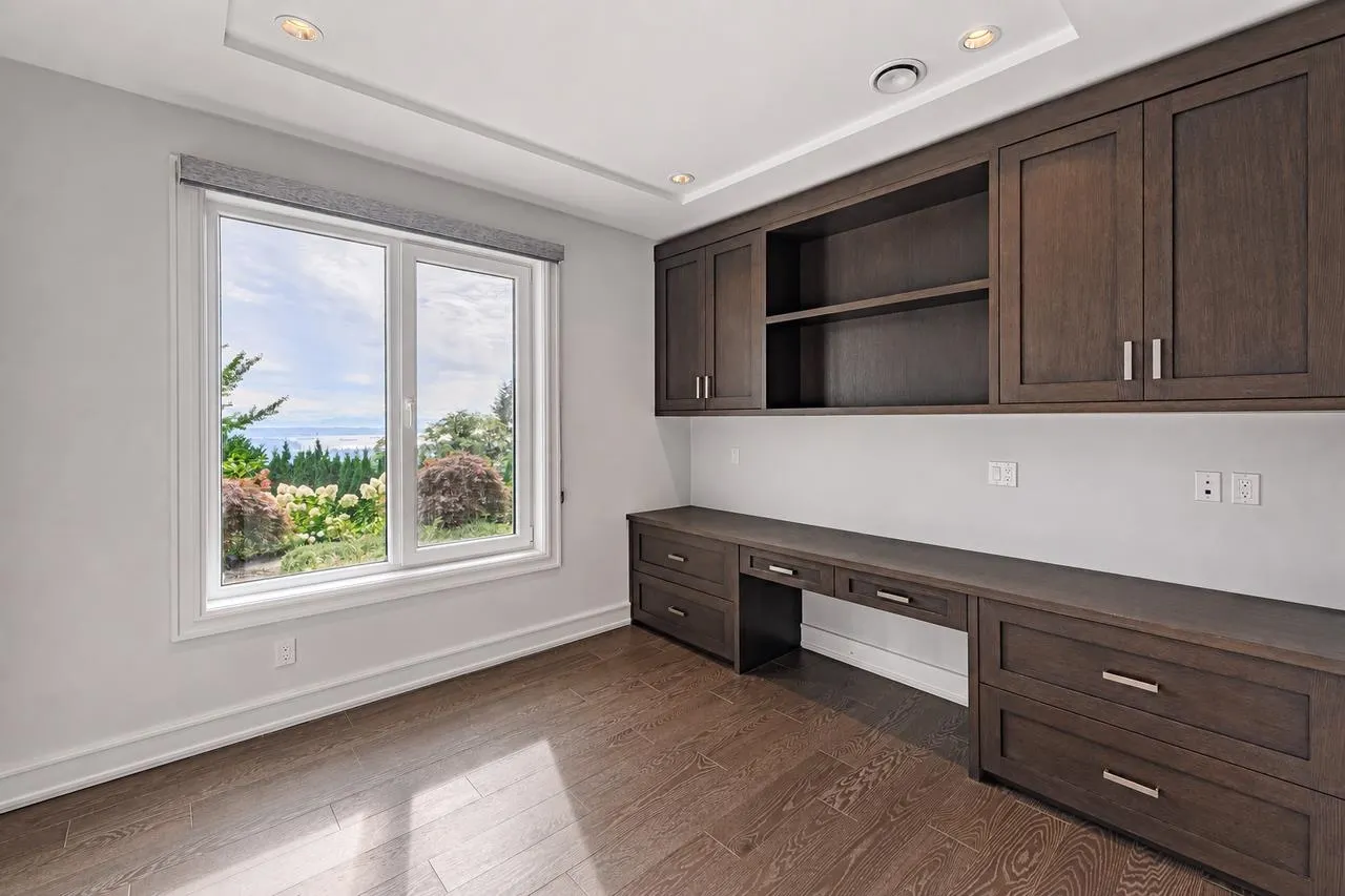 4816 Skyline Drive