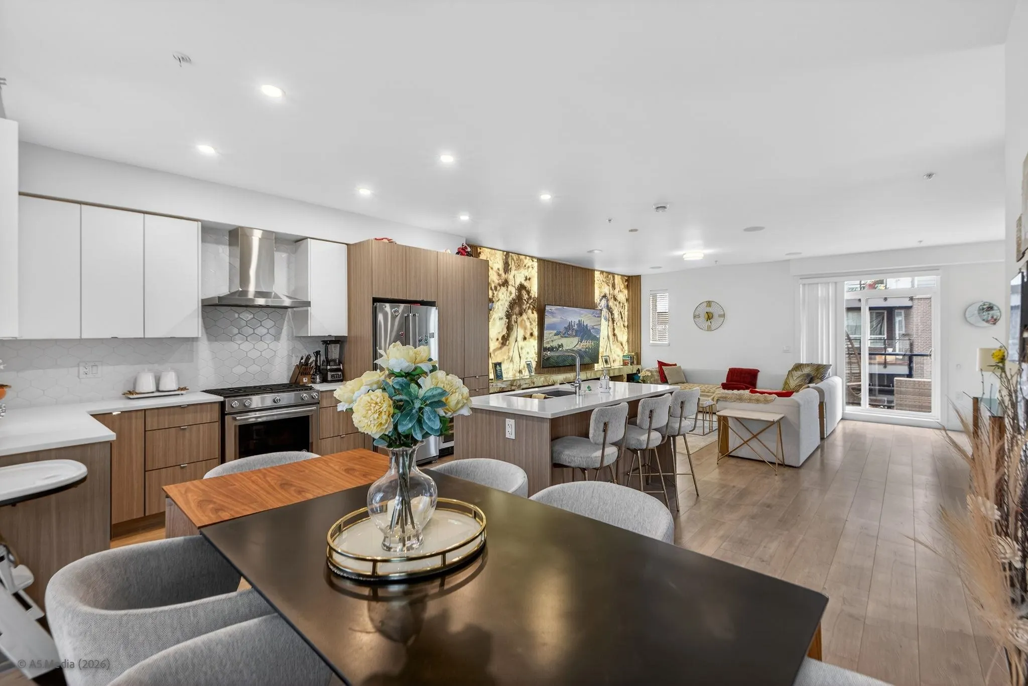 7947 209 Street #103