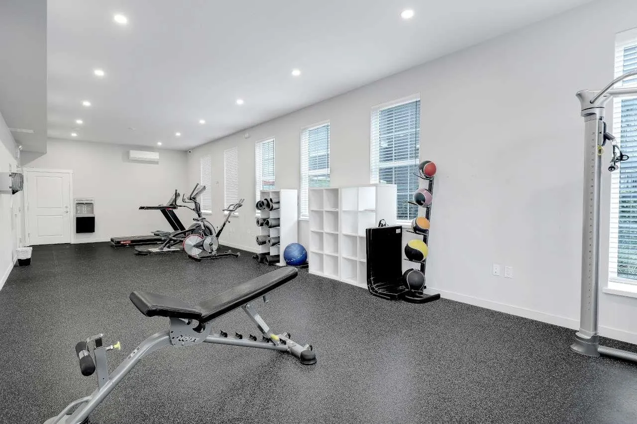 15738 85 Avenue #427