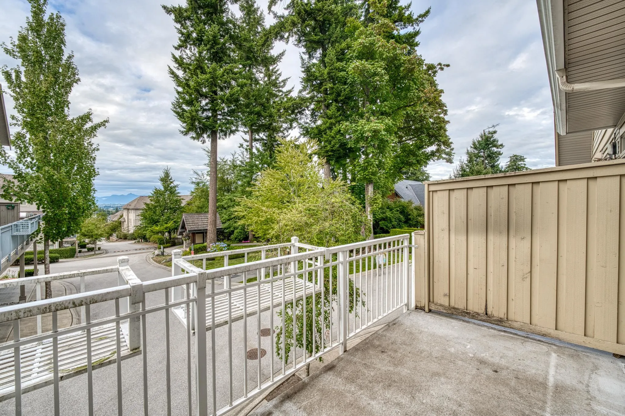2738 158 Street #4