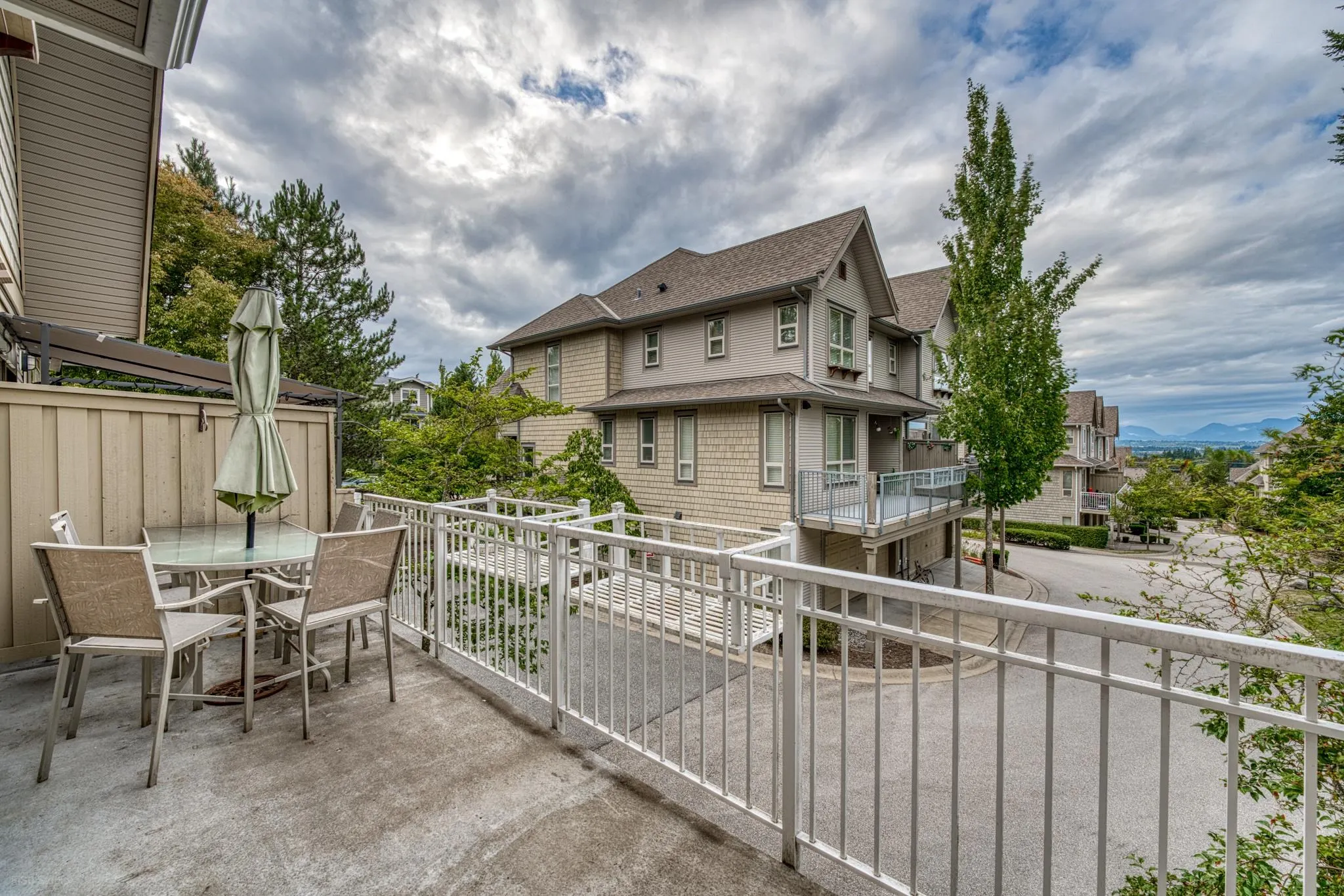 2738 158 Street #4