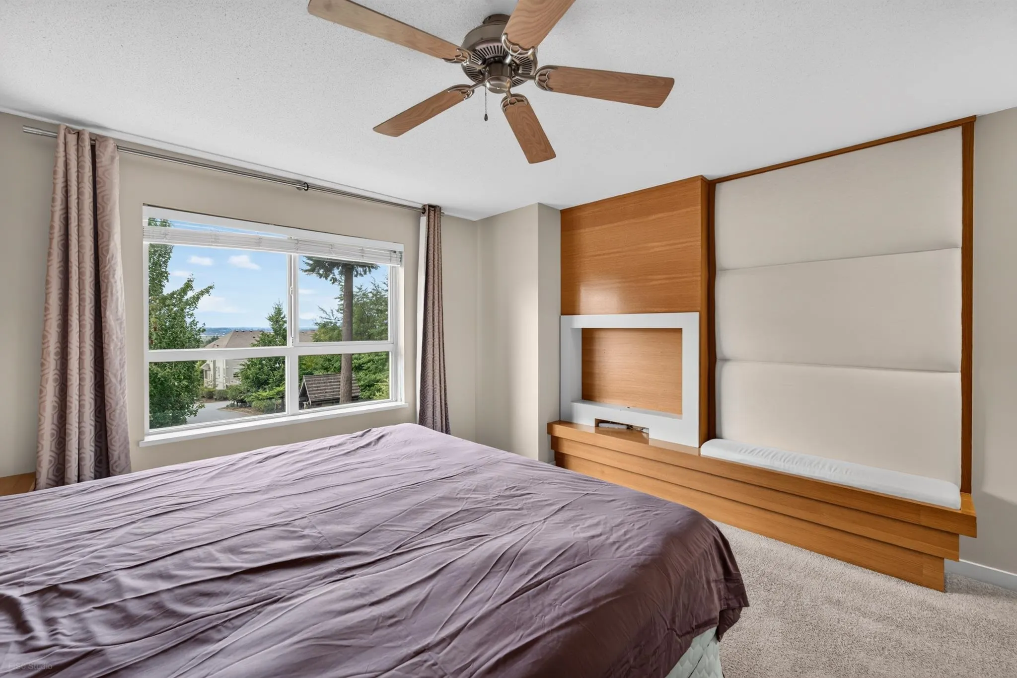 2738 158 Street #4