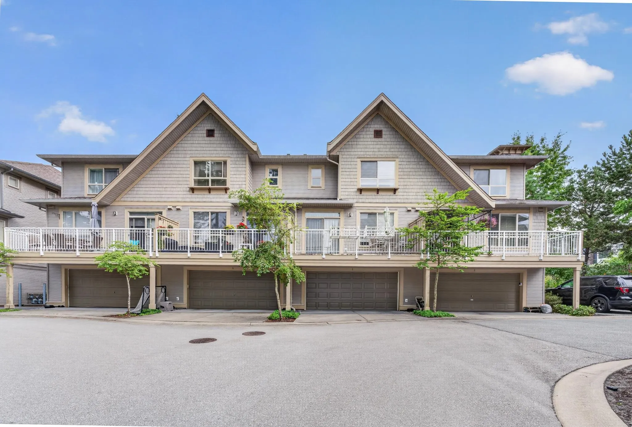 2738 158 Street #4