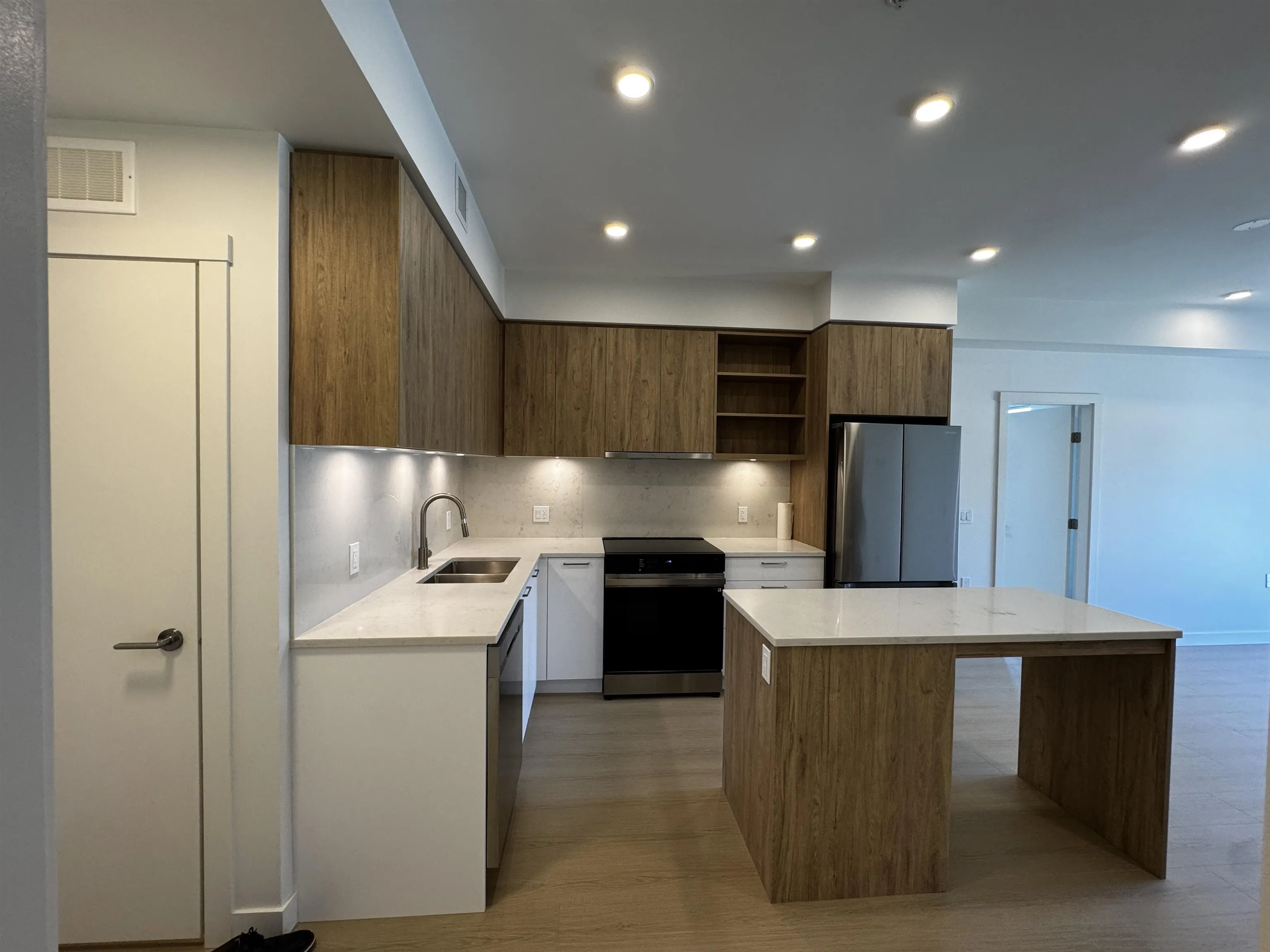 82 First Street #611