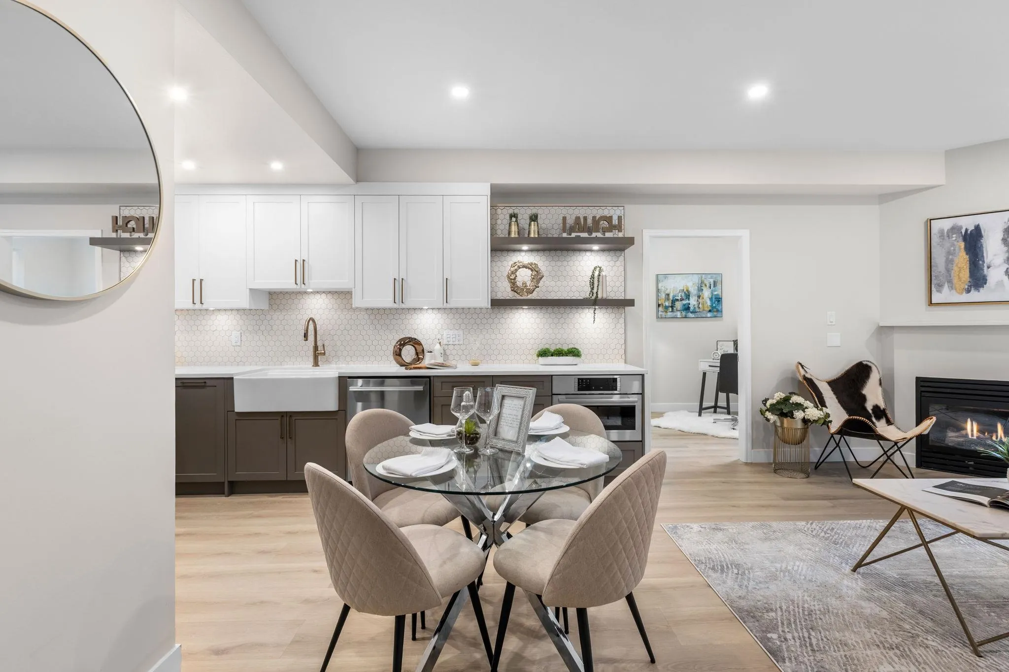 3151 Connaught Crescent #206