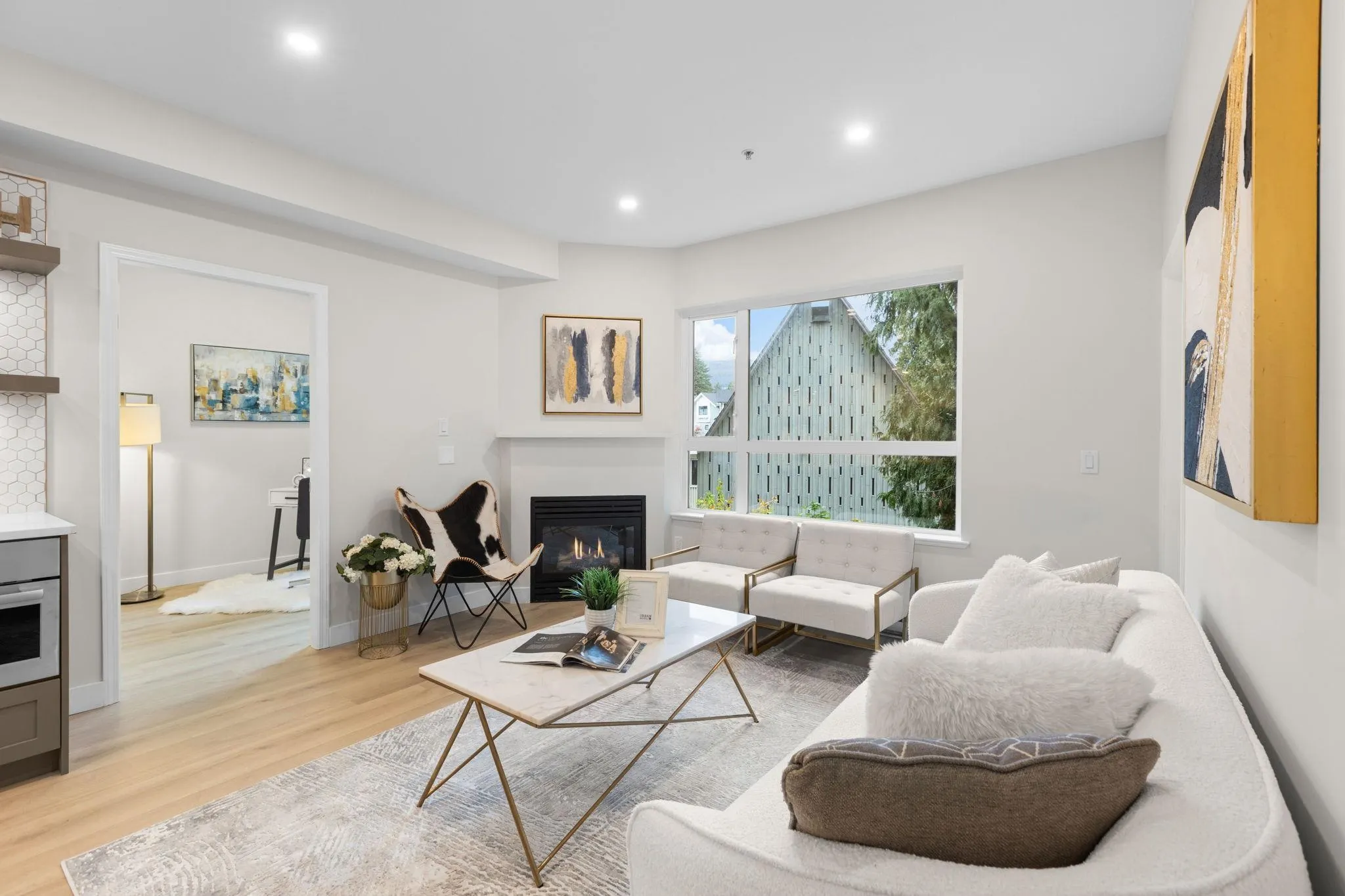 3151 Connaught Crescent #206
