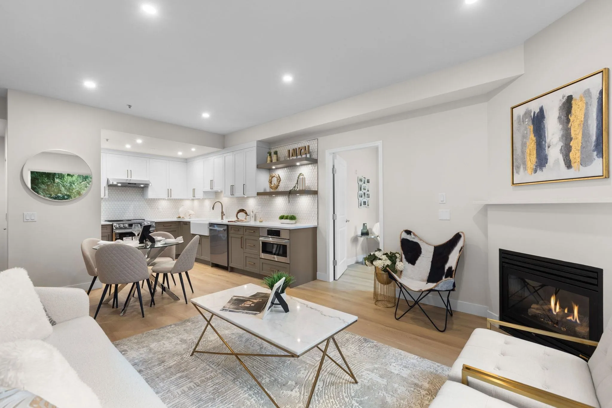 3151 Connaught Crescent #206