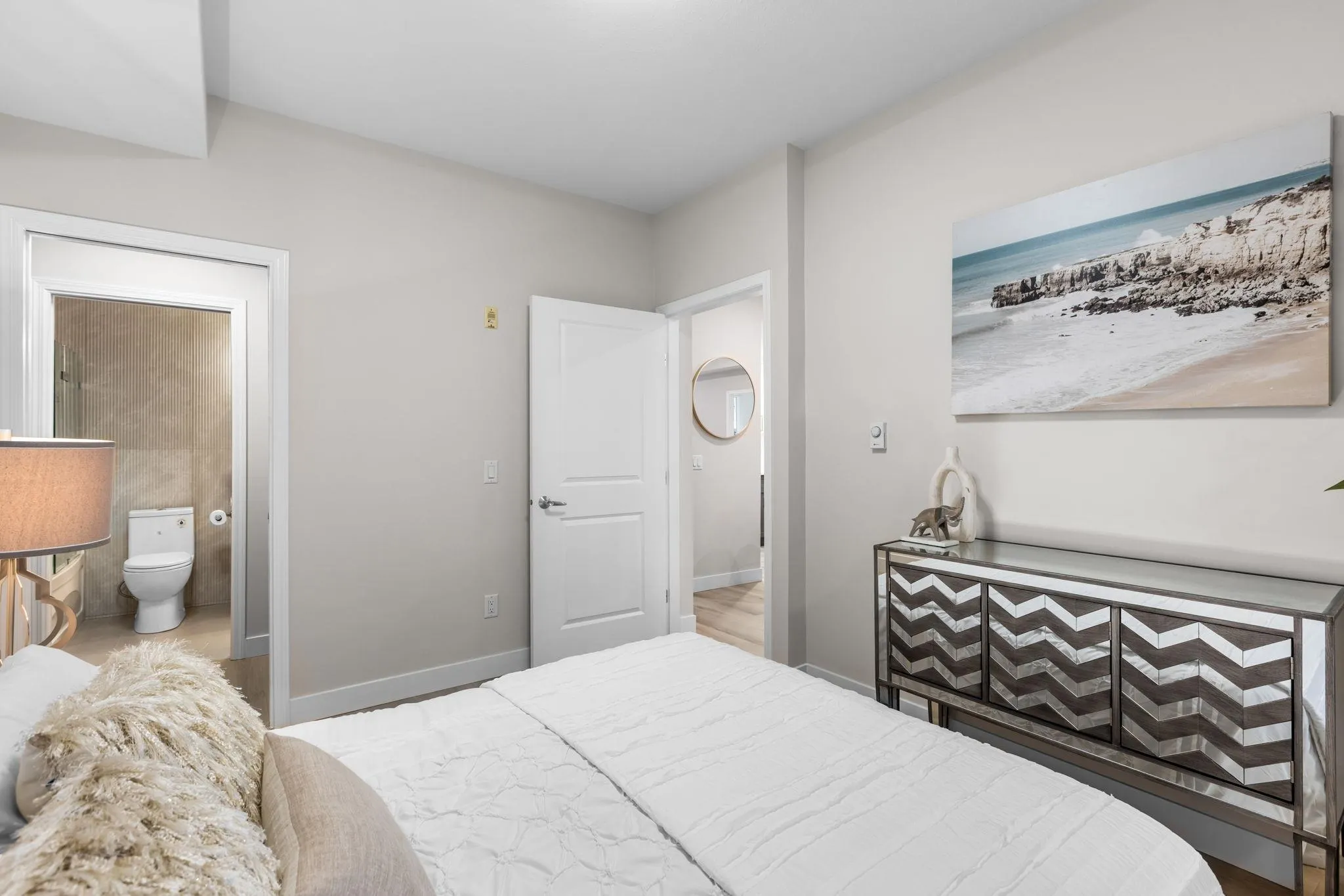 3151 Connaught Crescent #206