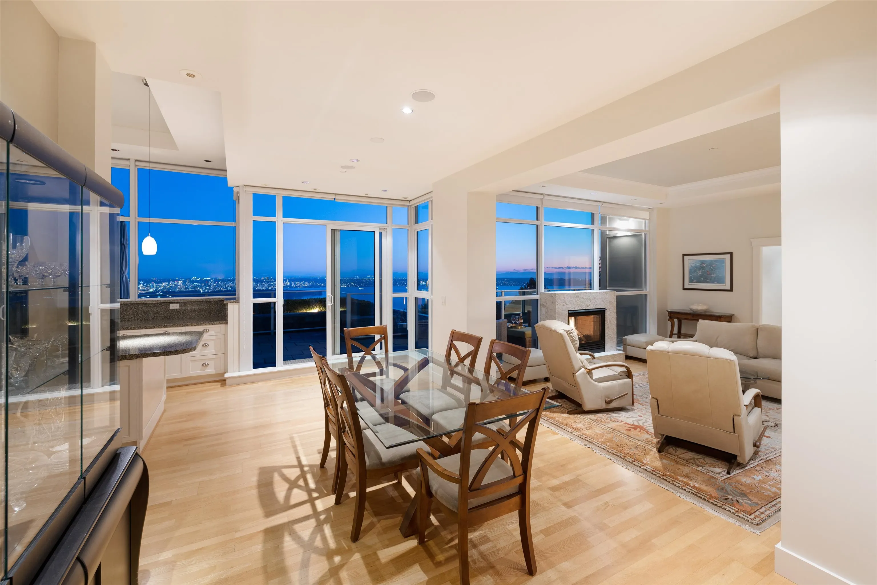 2200 Chippendale Road